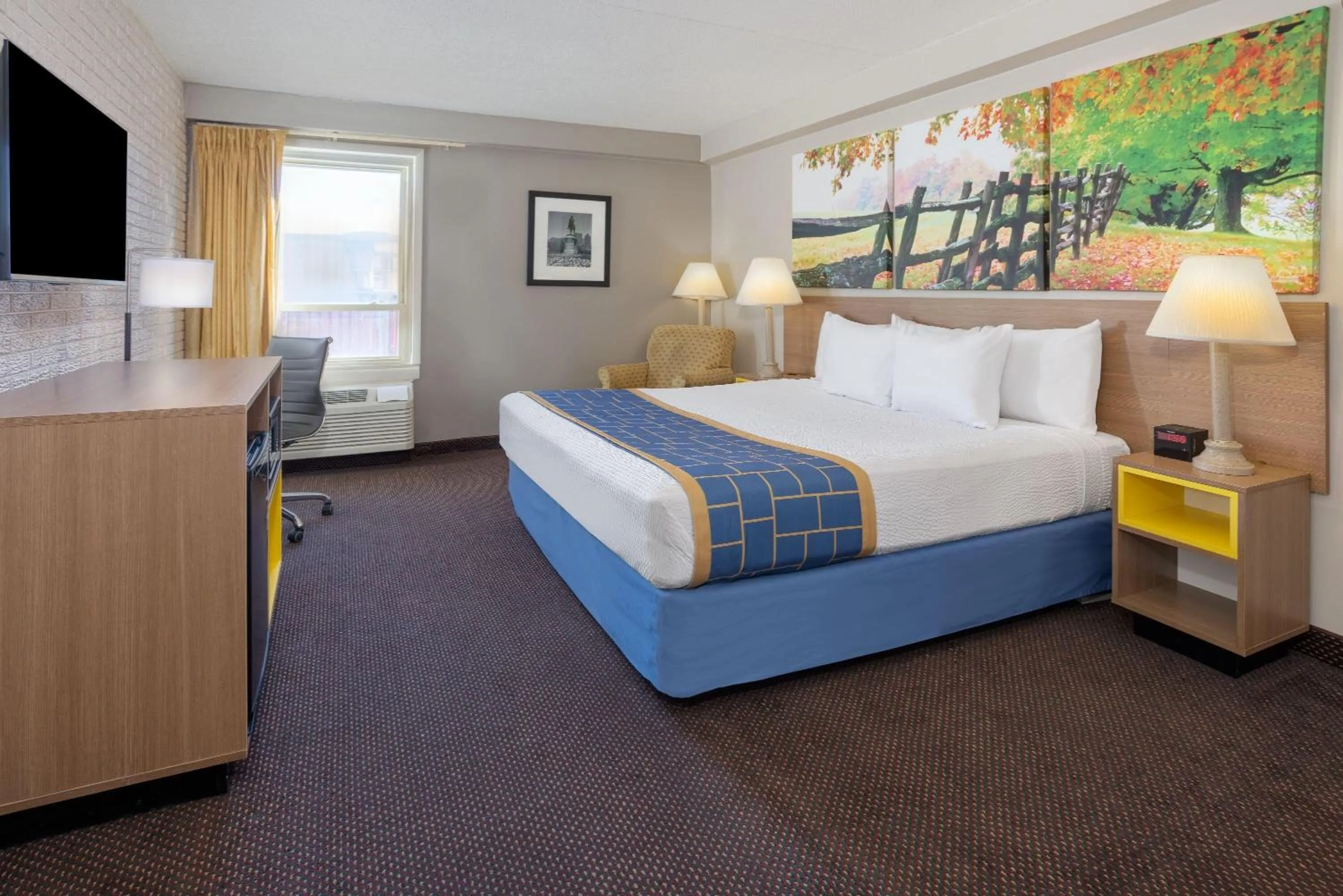 Bed in Days Inn by Wyndham Manassas Battlefield