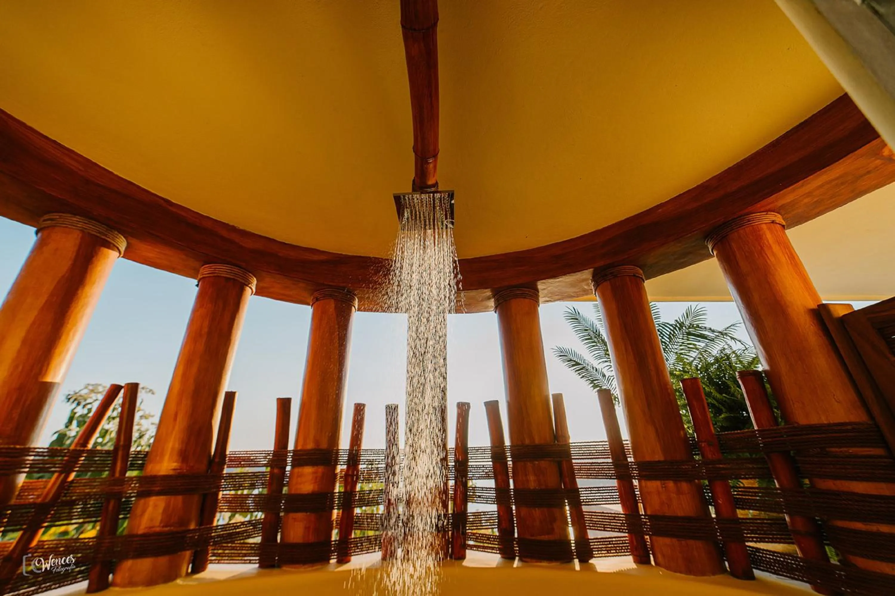 Shower in Tentaciones Hotel & Lounge Pool - Adults Only