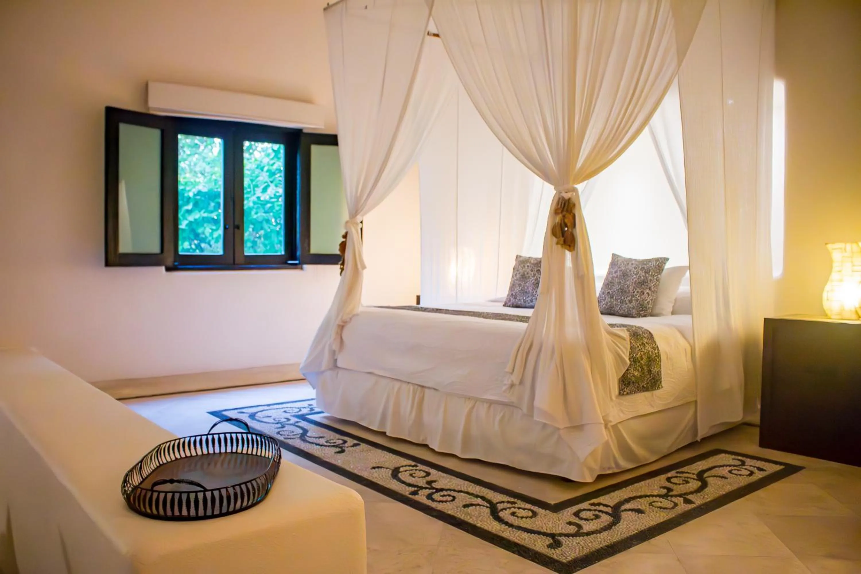 Bedroom, Bed in Tentaciones Hotel & Lounge Pool - Adults Only