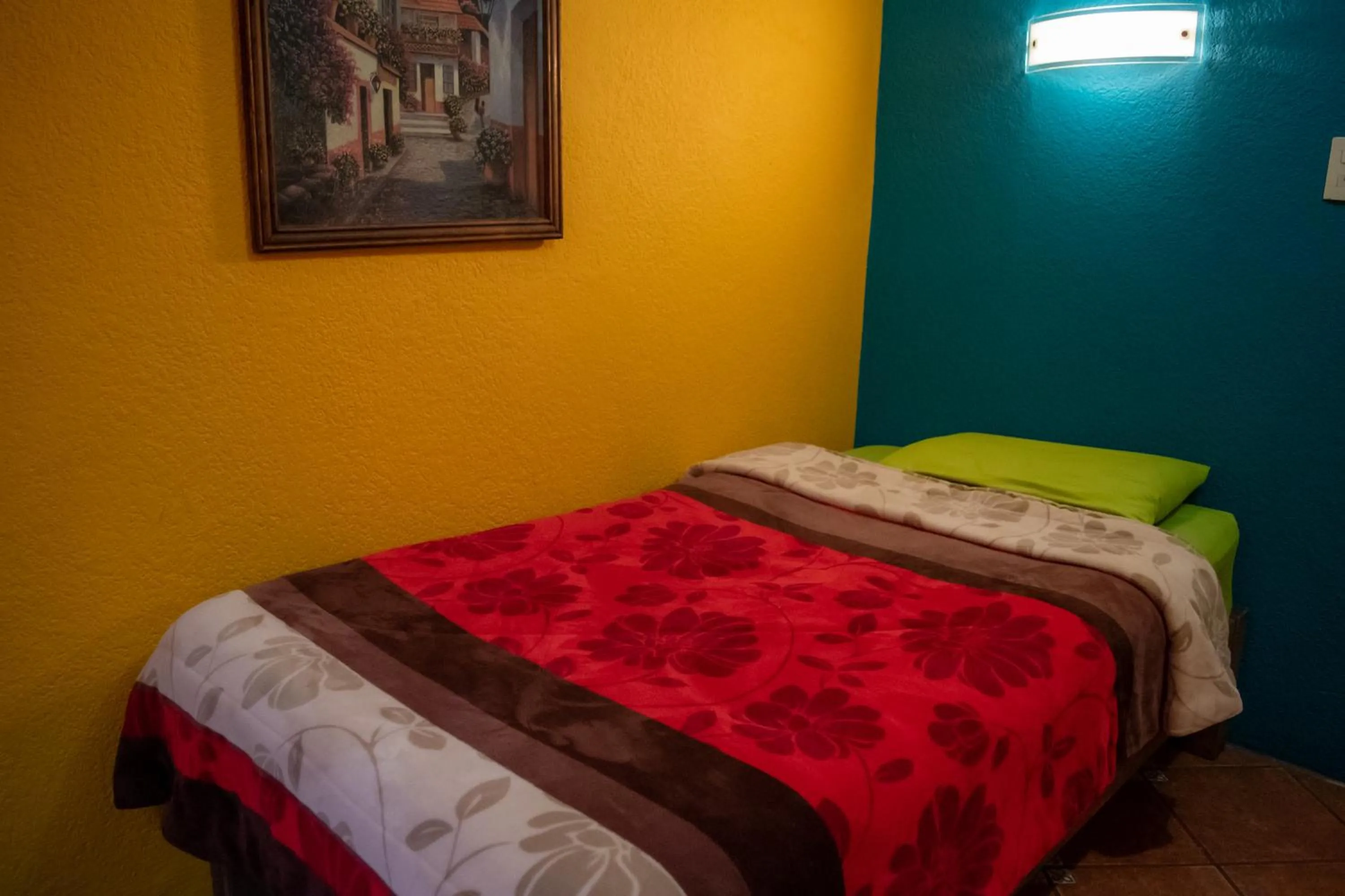 Triple Room with Private Bathroom in Planet Hostel