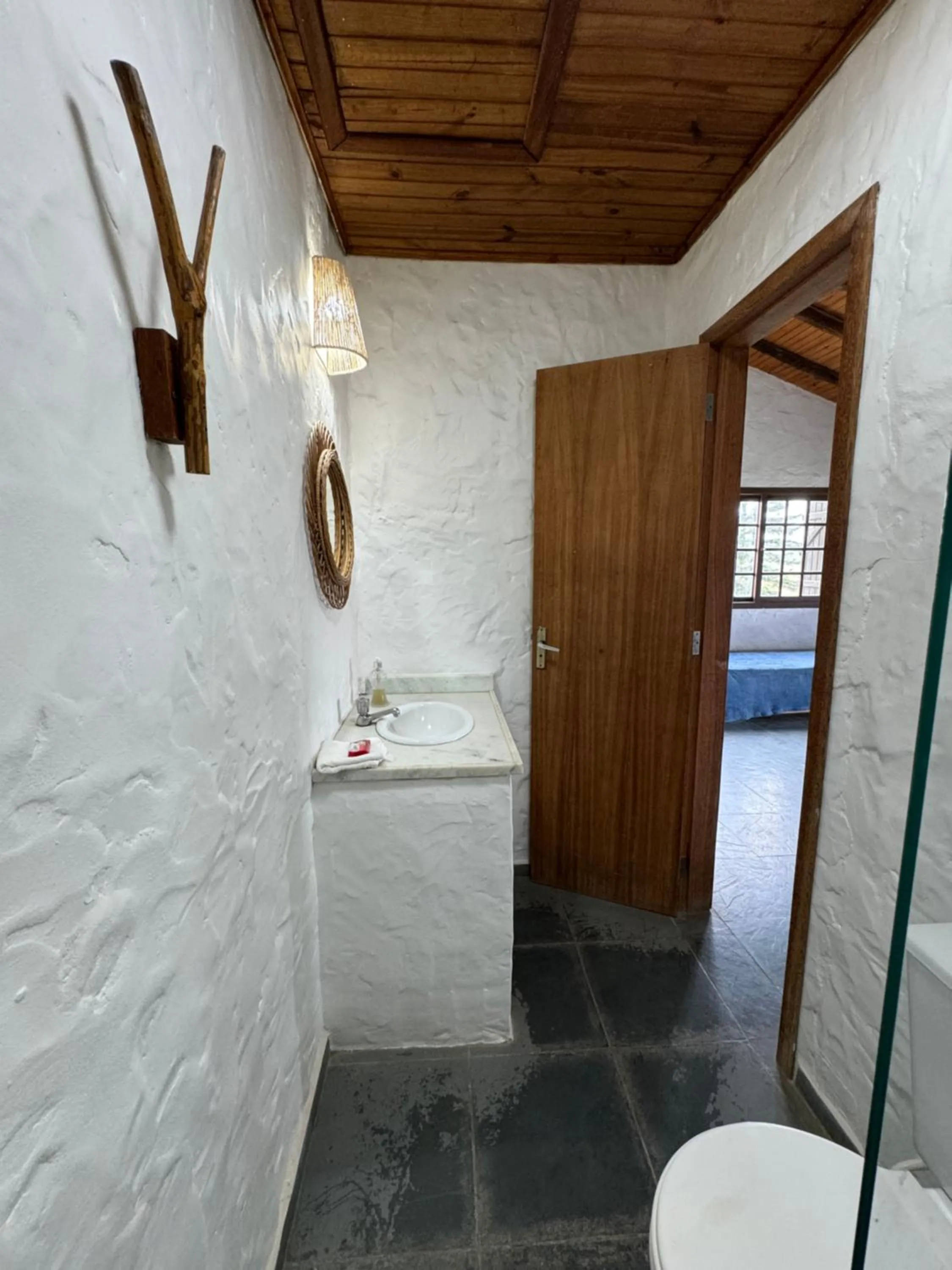 Bathroom in Pousada Casa Morango - Praia do Rosa - SC