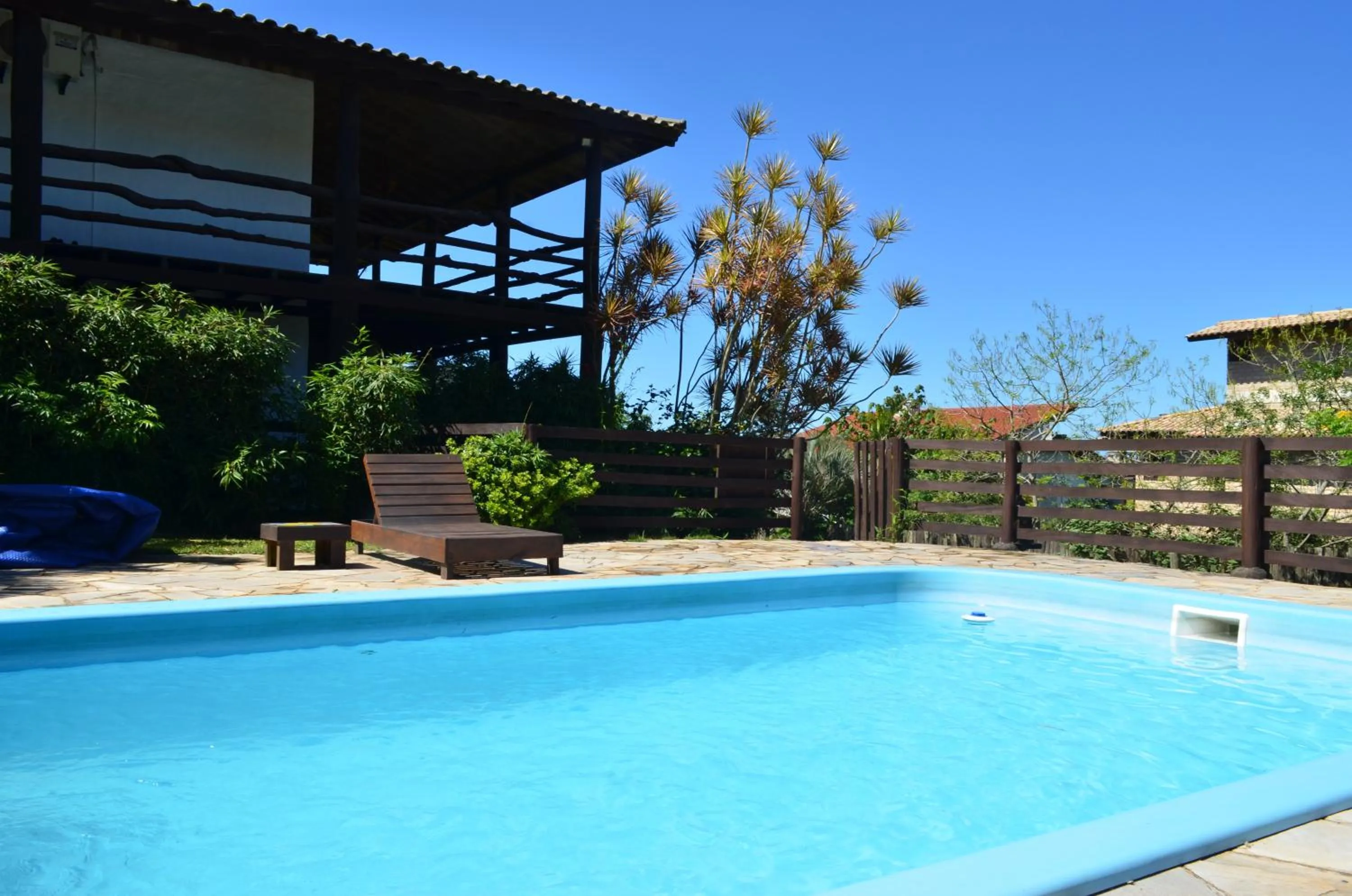 Pousada Casa Morango - Praia do Rosa - SC