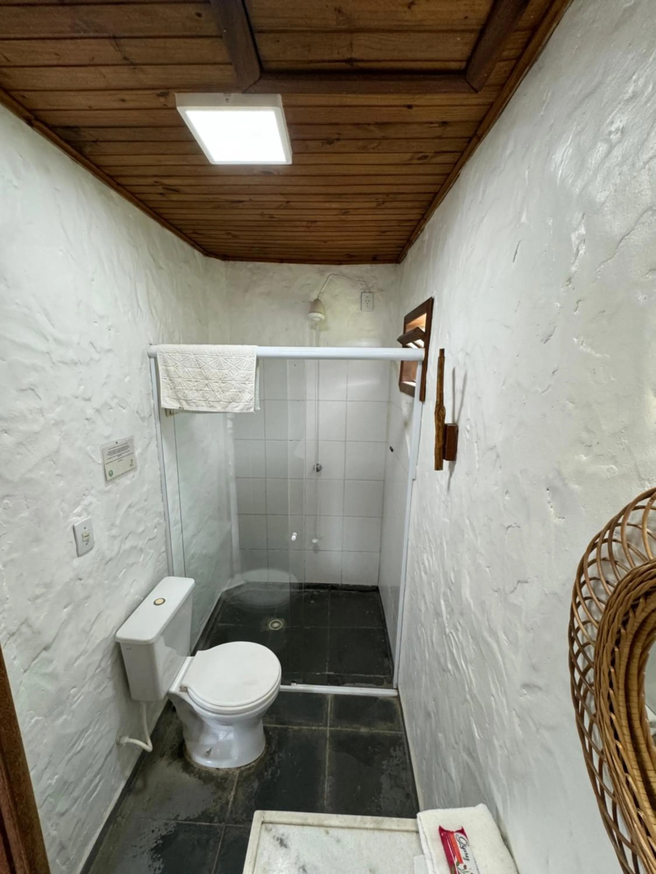 Bathroom in Pousada Casa Morango - Praia do Rosa - SC