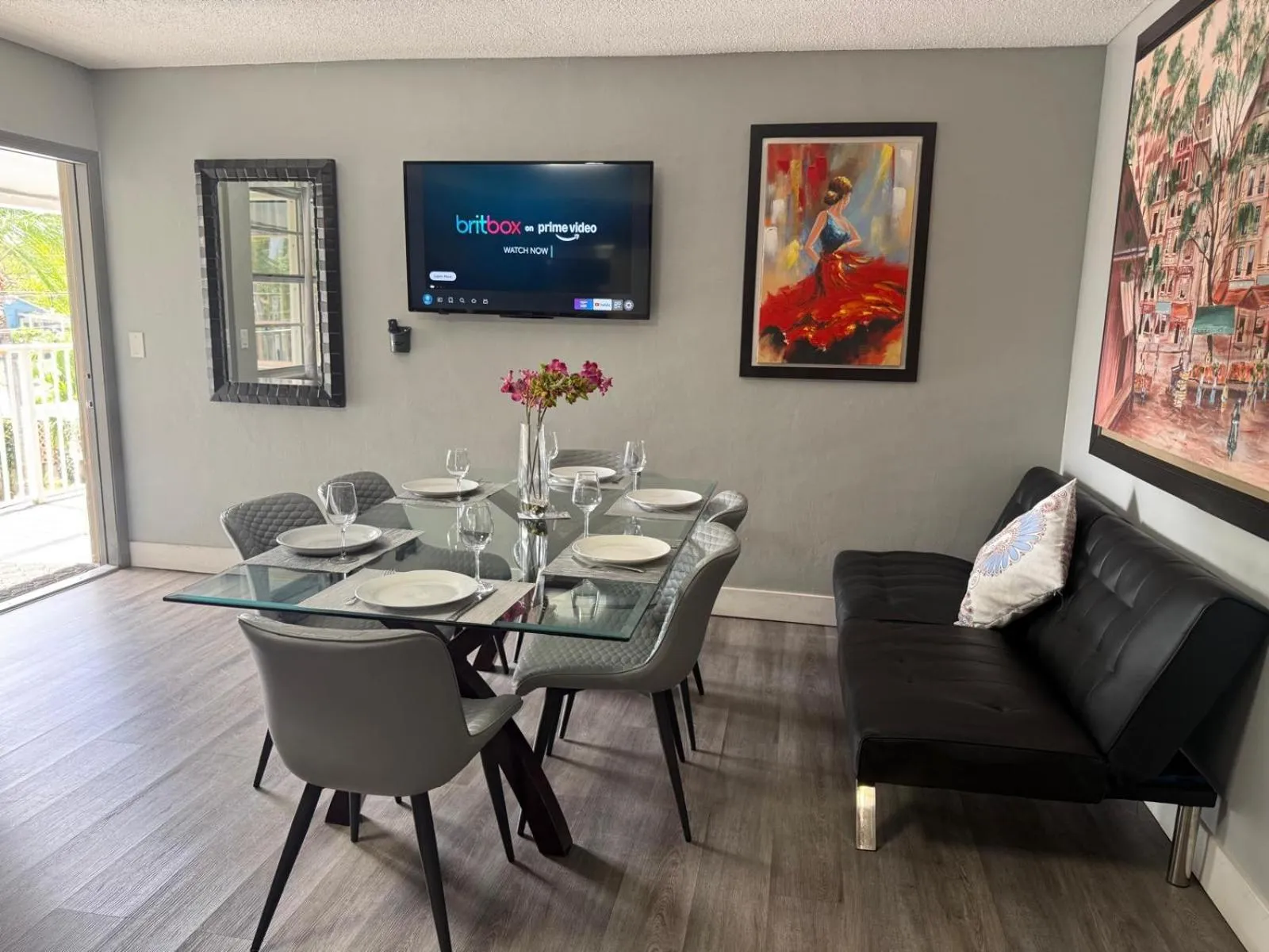 Sheridan Suites Apartments