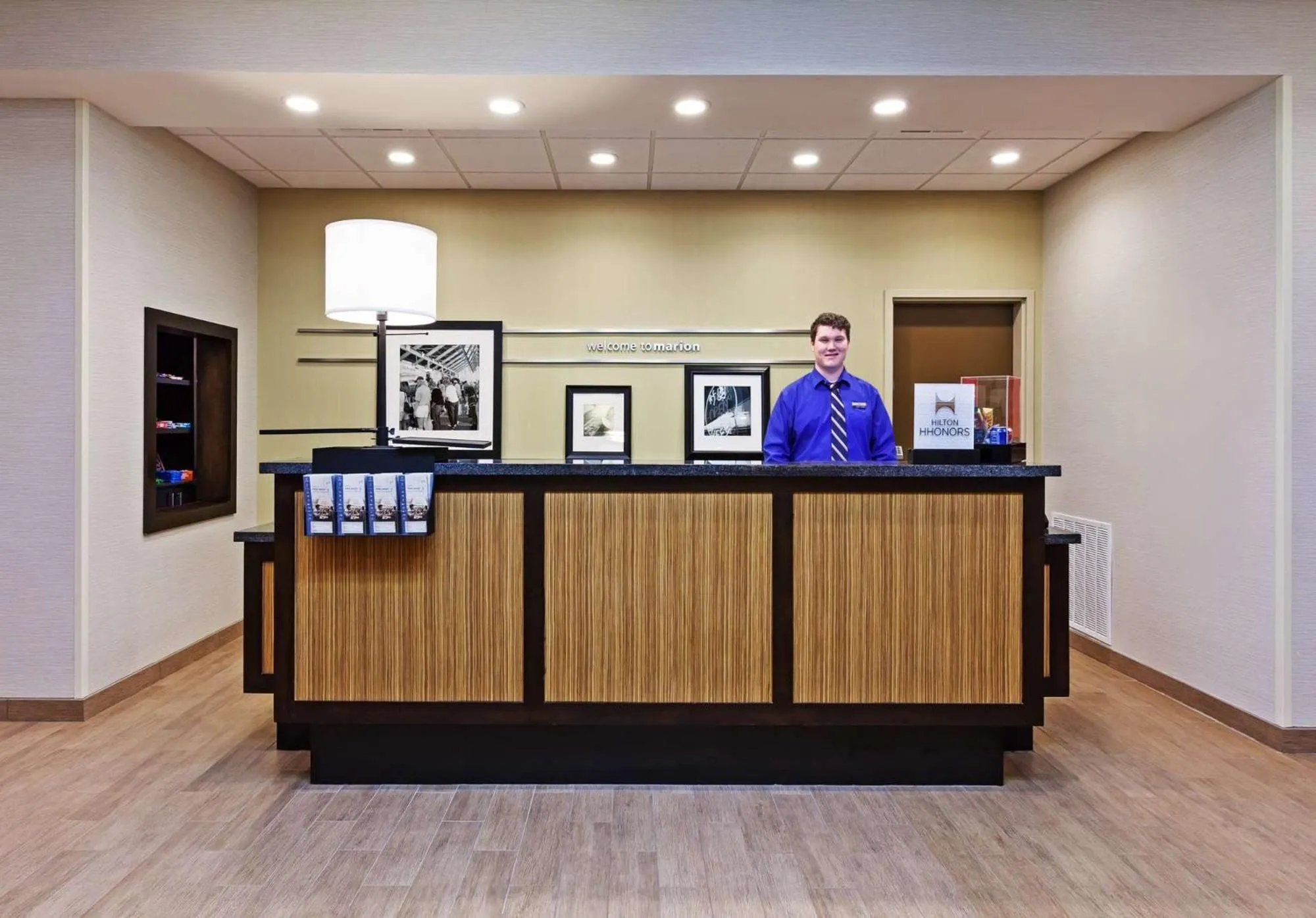 Lobby or reception in Hampton Inn Marion