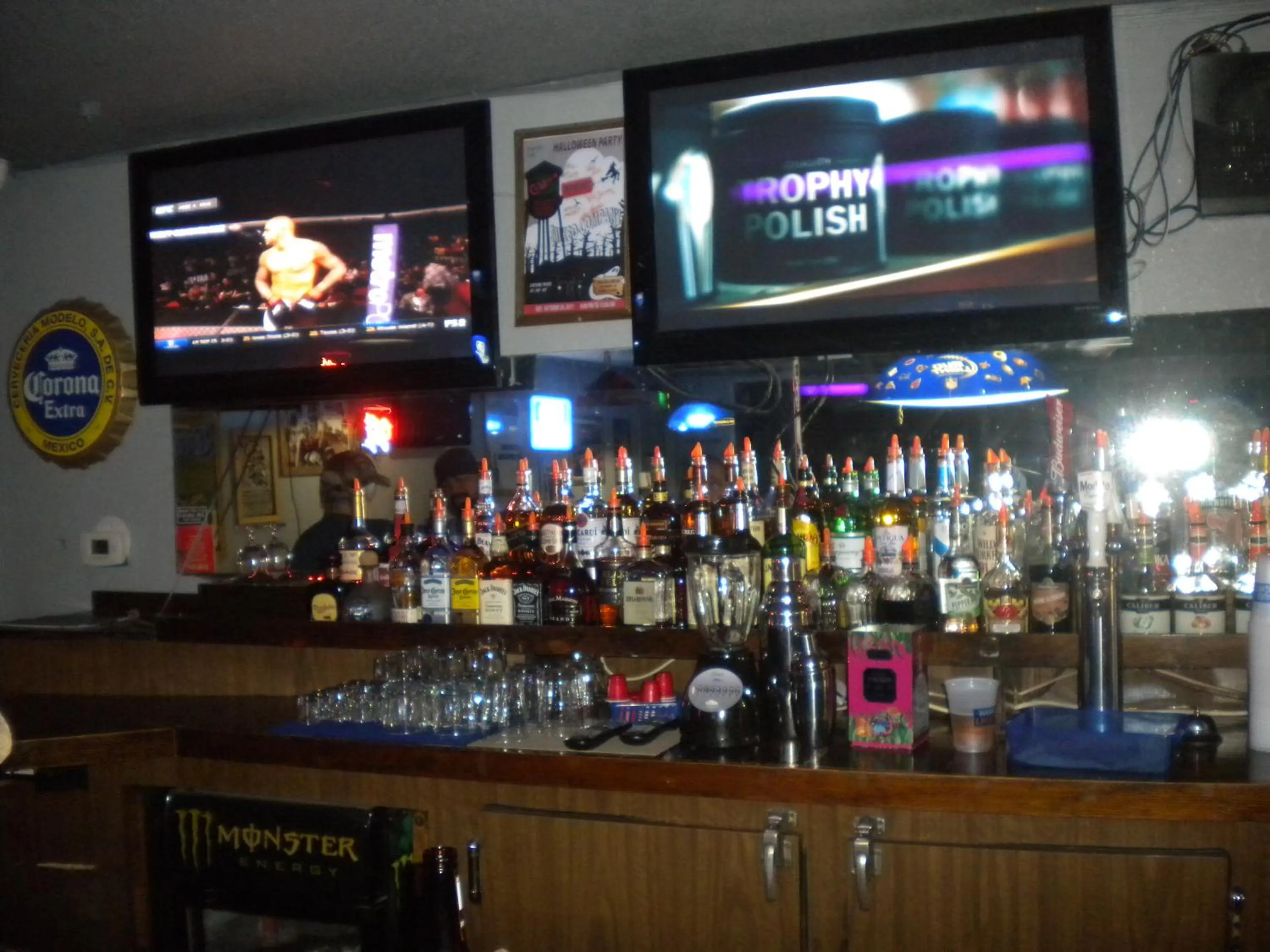 Food and drinks in Wasco Inn