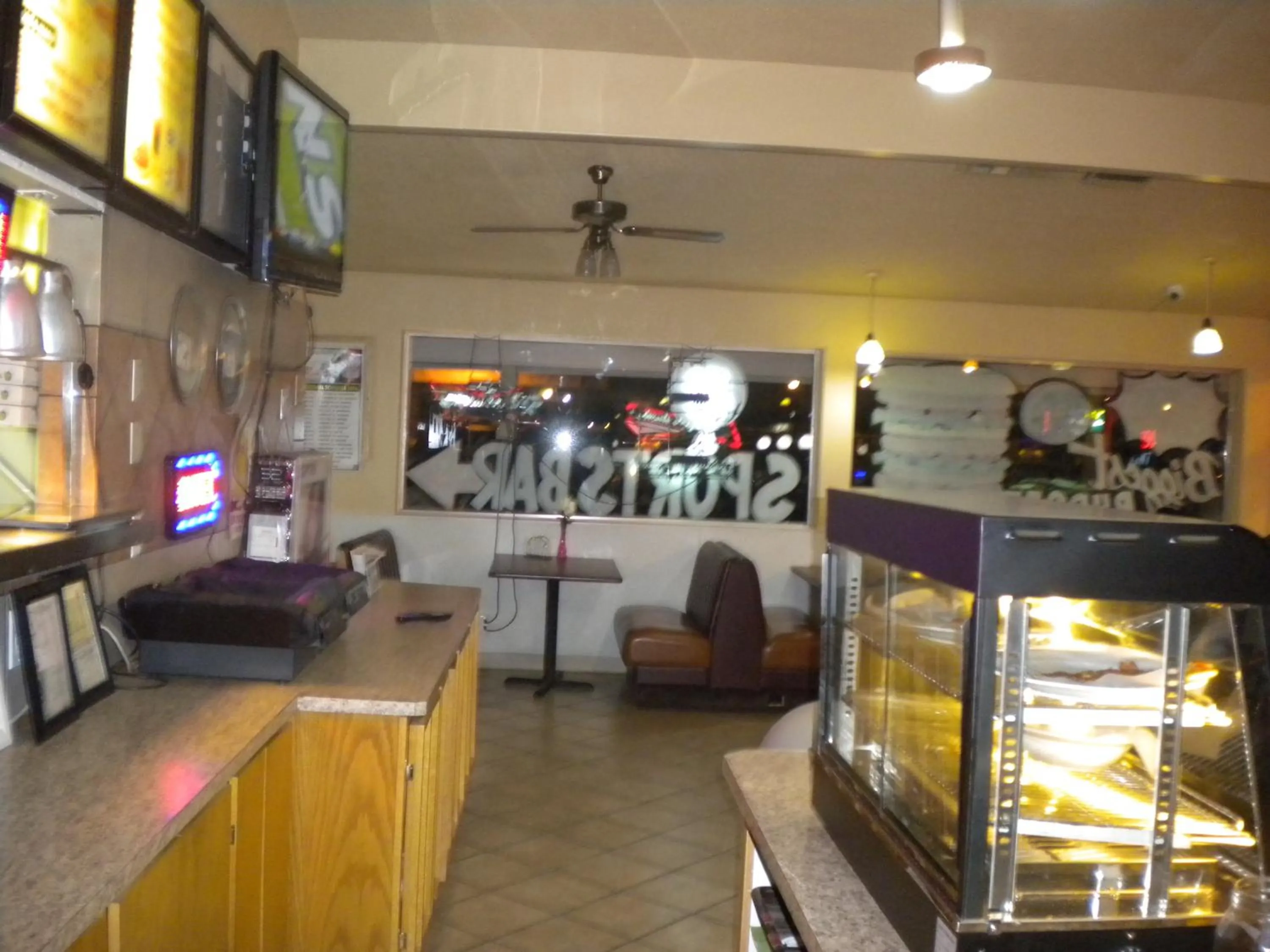 Food and drinks in Wasco Inn