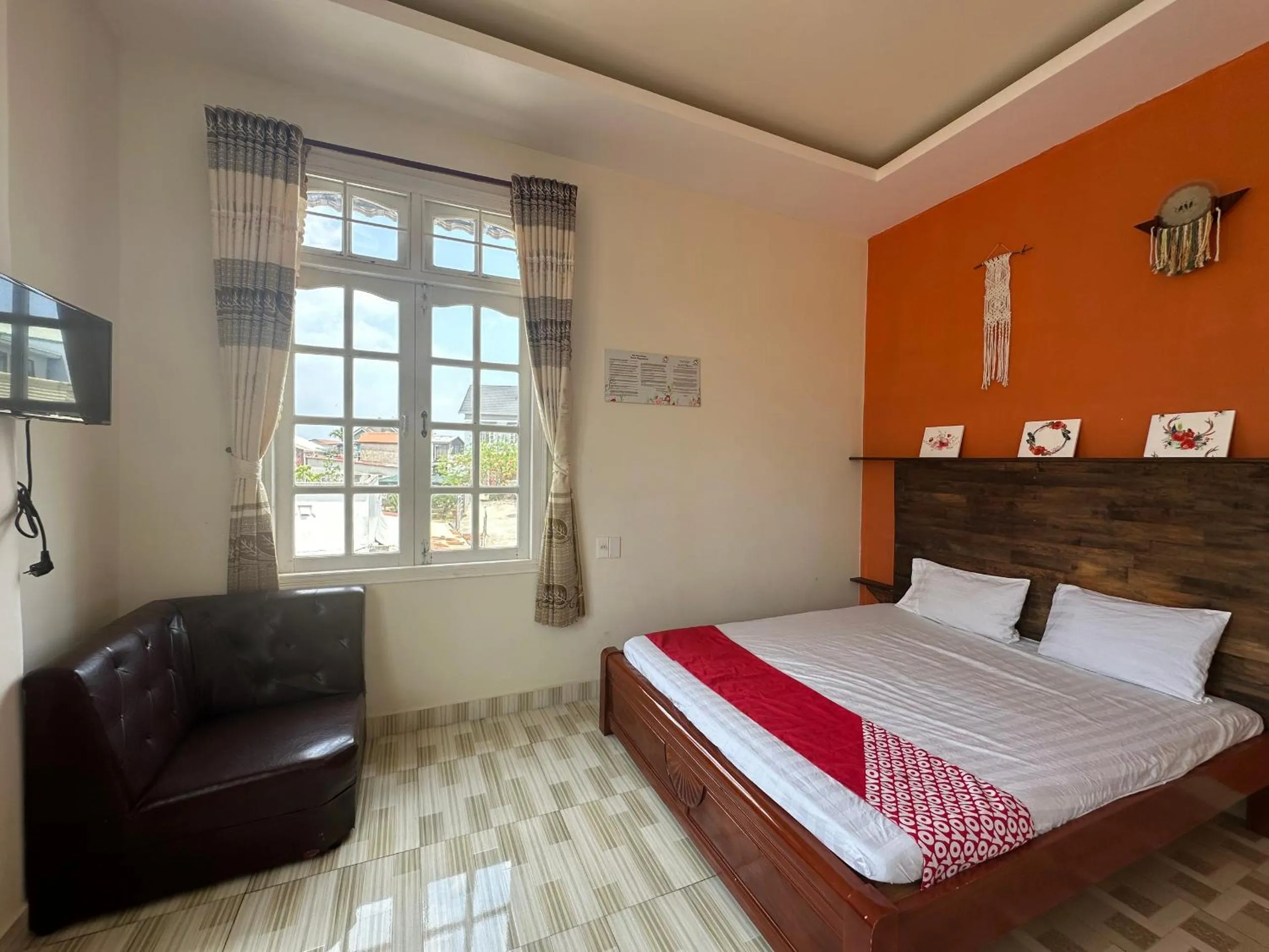 Bedroom, Bed in SPOT ON 1229 Happy Dream Homestay