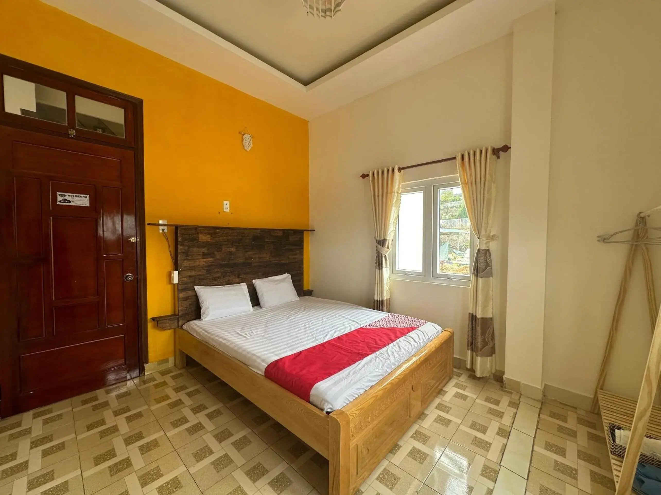 Superior Double Room - single occupancy in SPOT ON 1229 Happy Dream Homestay Superior Double Room - single occupancy in SPOT ON 1229 Happy Dream Homestay