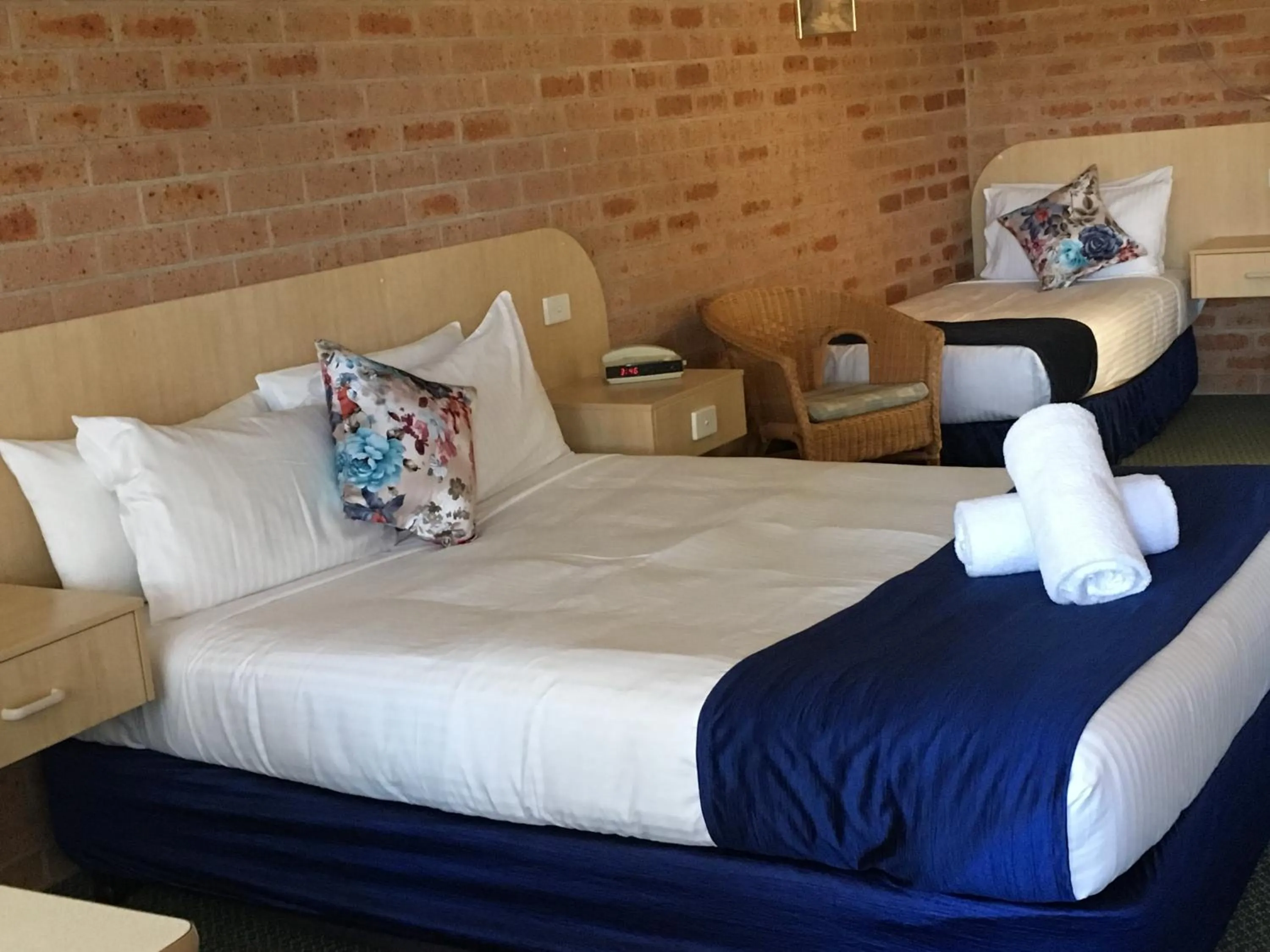 Bed in Branxton House Motel