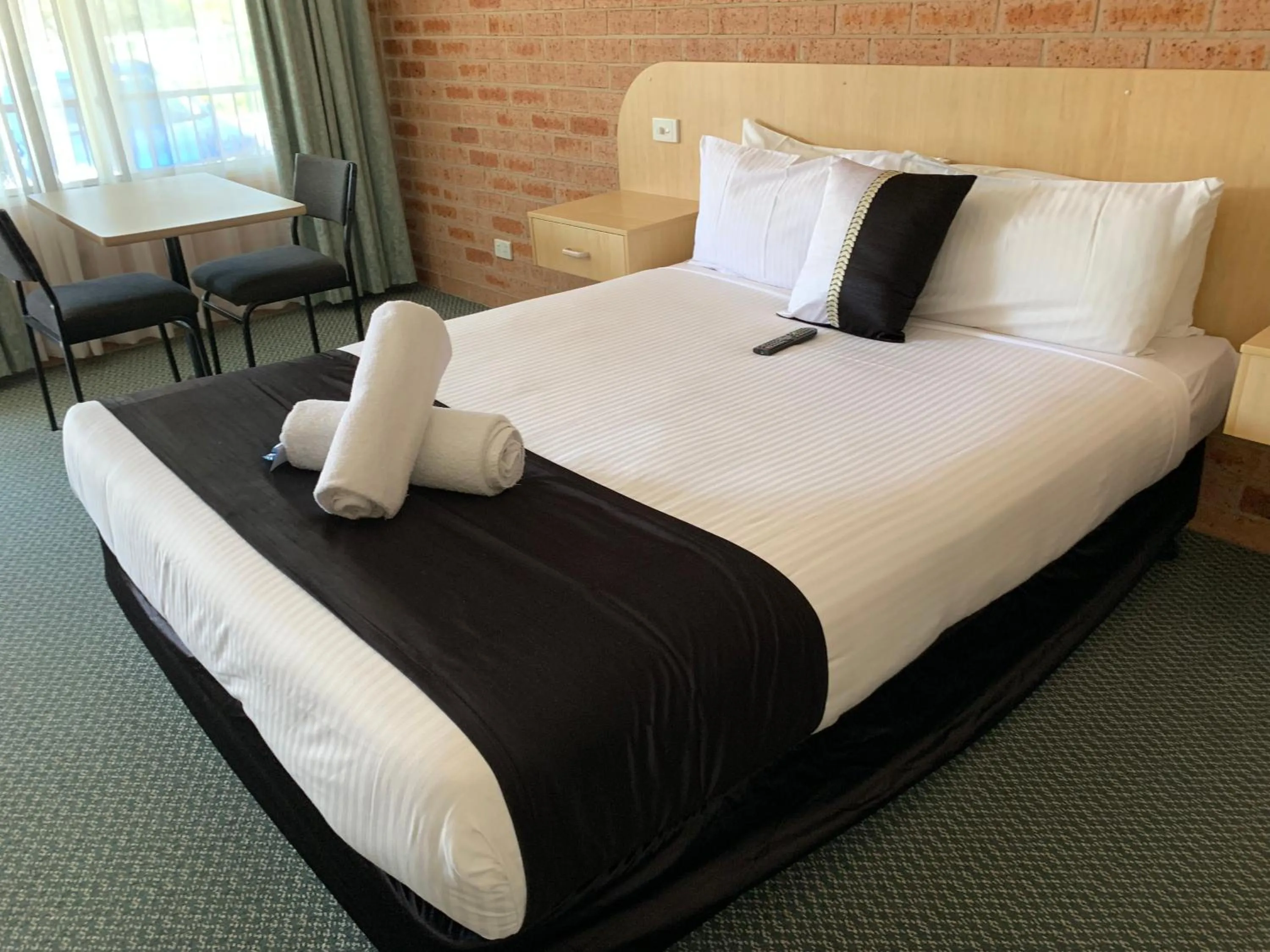 Bed in Branxton House Motel