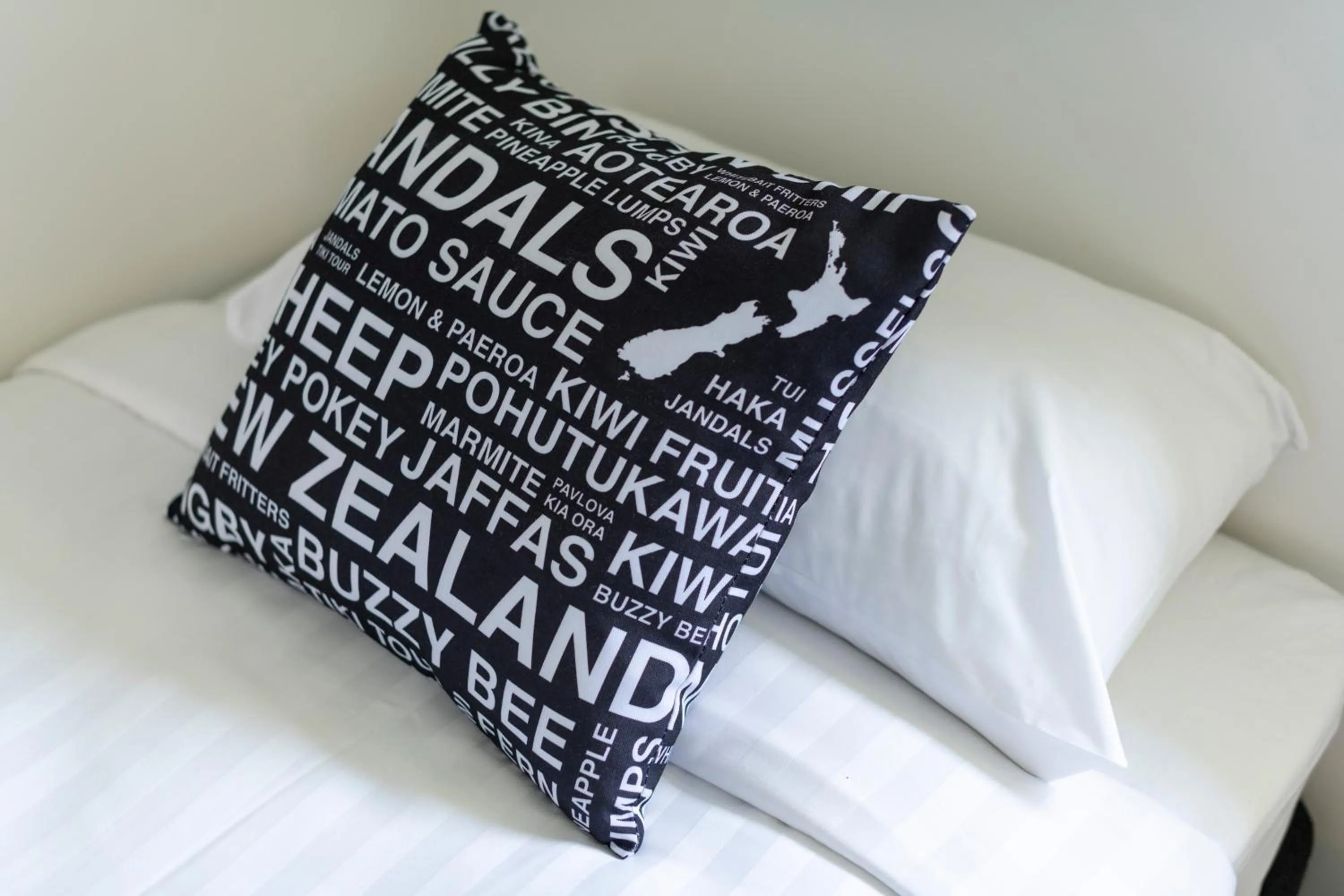 Decorative detail, Bed in Waikanae Beach TOP 10 Holiday Park