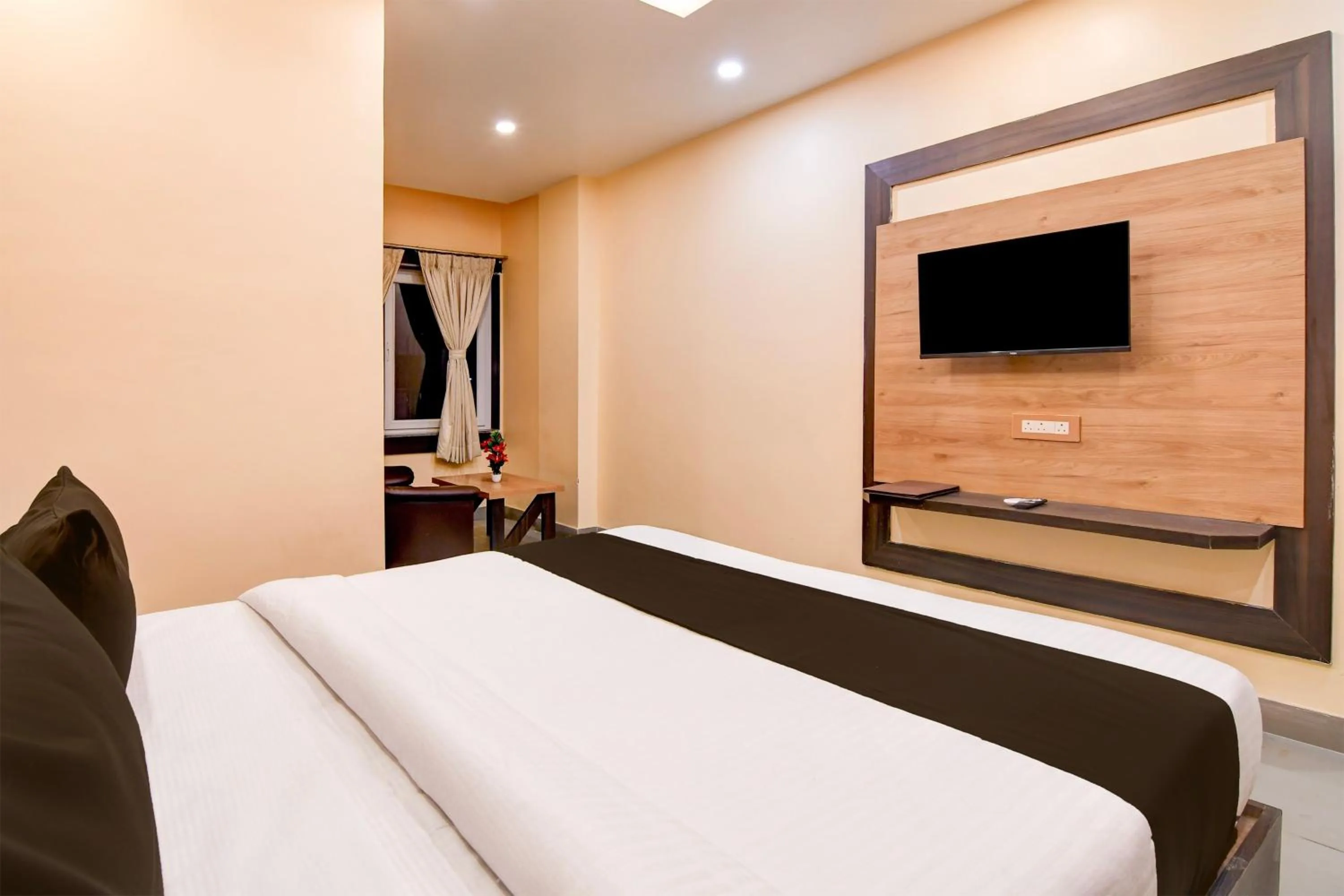 Bedroom, Bed in Super Townhouse OAK Bulbuli Neer