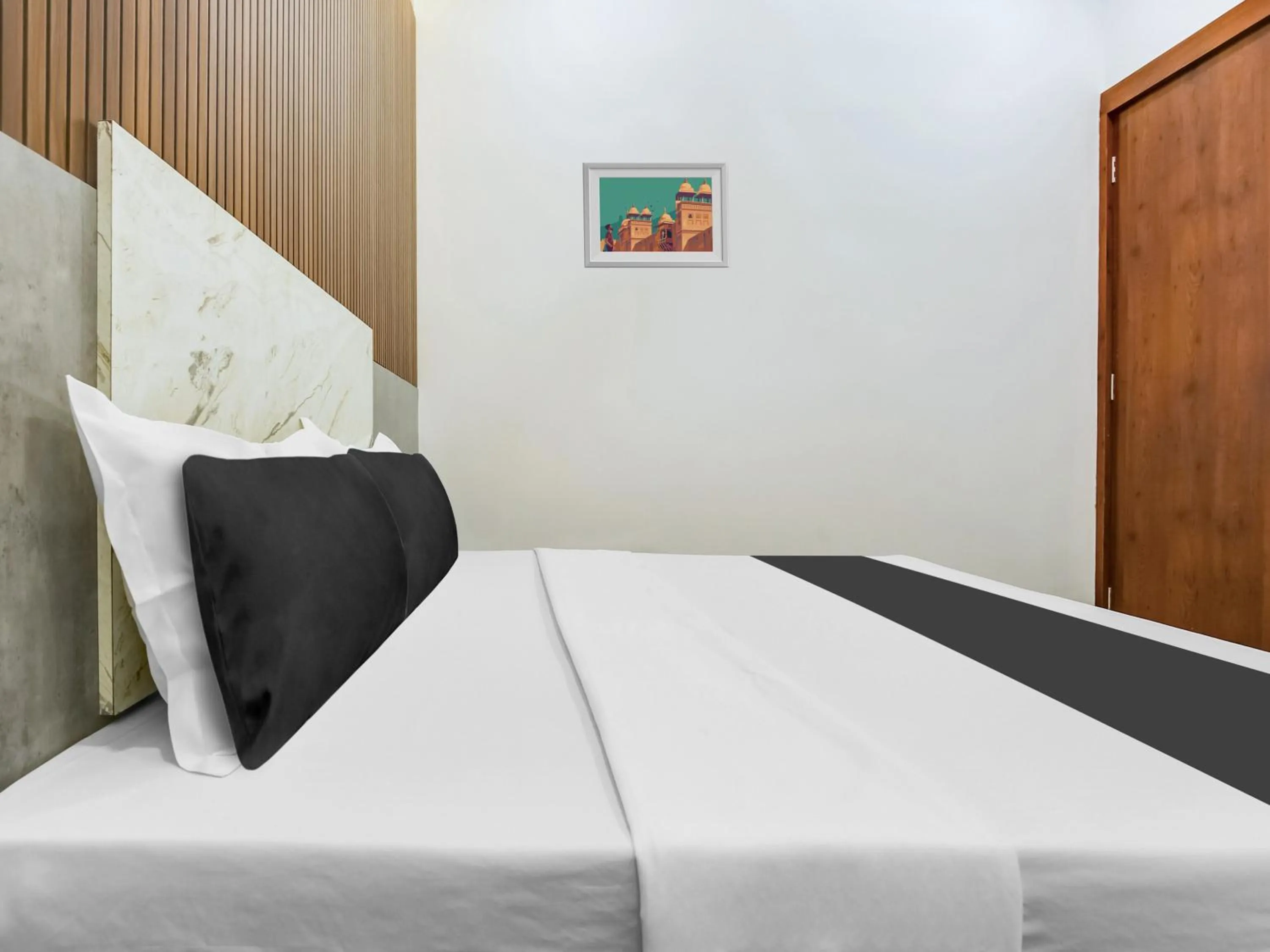 Bedroom in Hotel O Green In