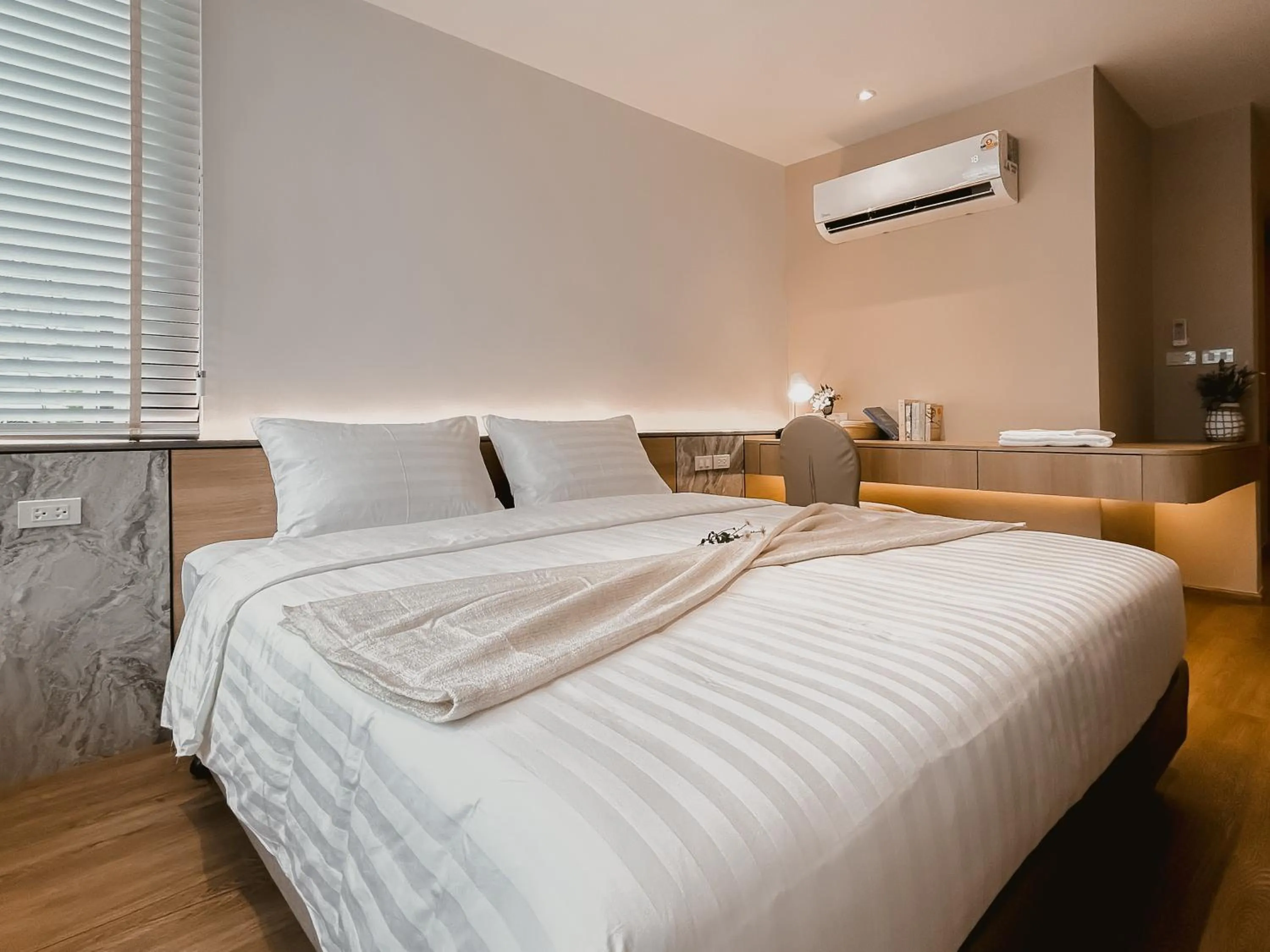 Bedroom, Bed in Townhouse PK Garden