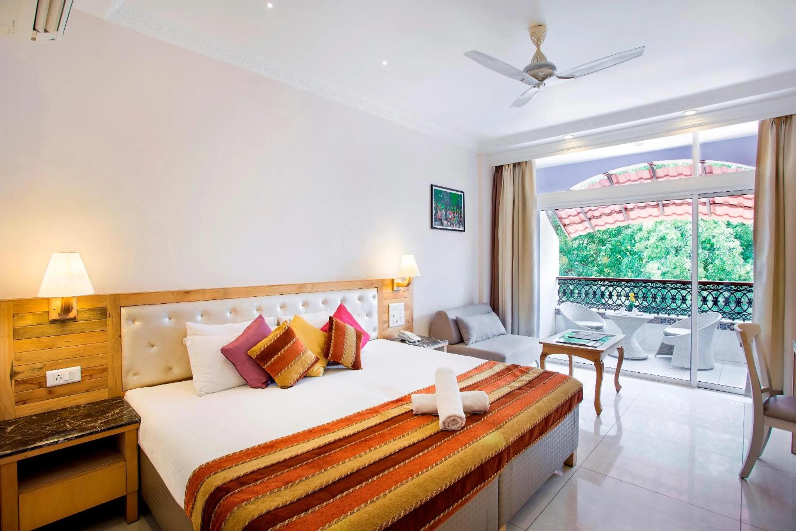 Bedroom, Bed in Villa San Lawrenz