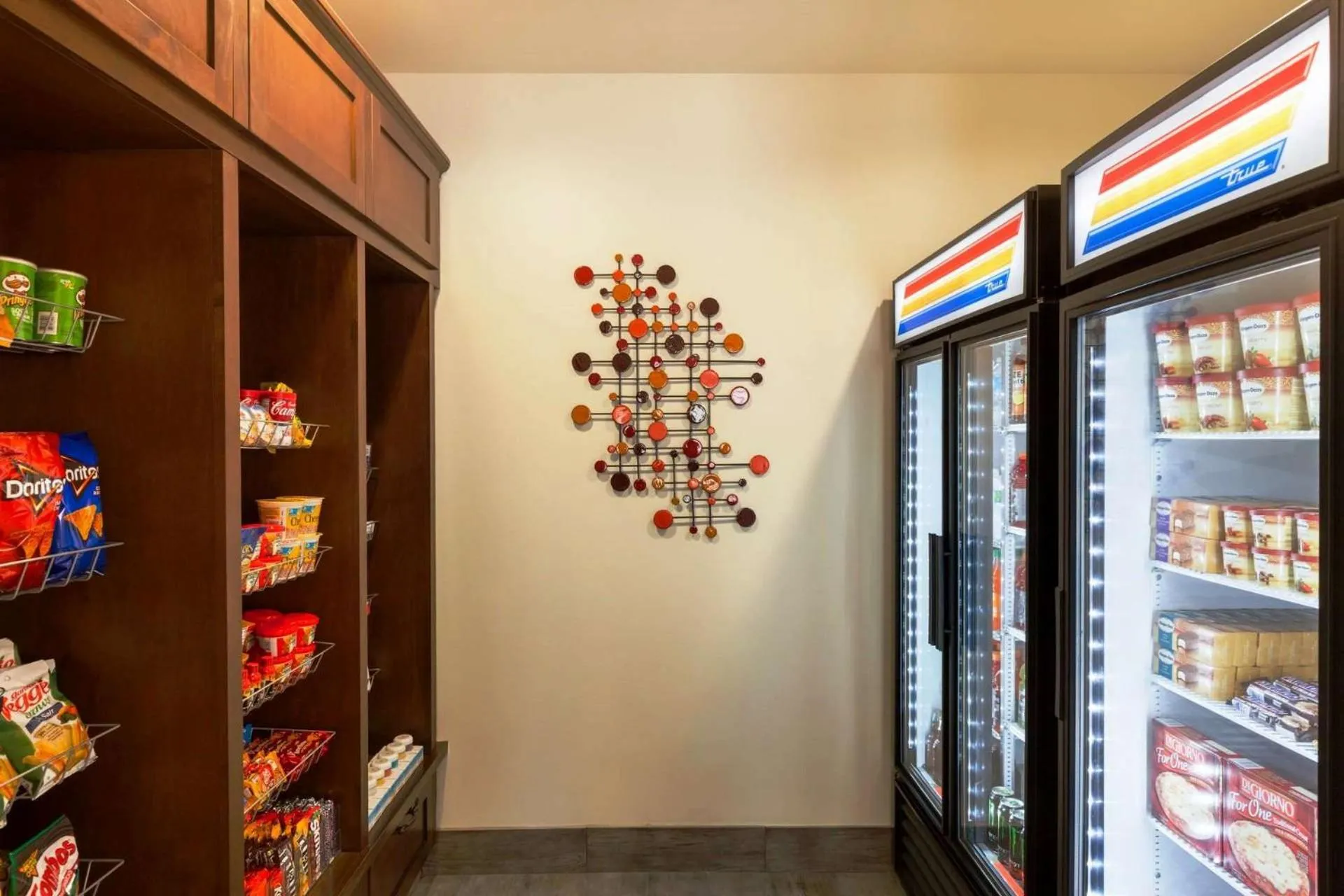 Restaurant/places to eat in Hilton Garden Inn Denison/Sherman/At Texoma Event Center