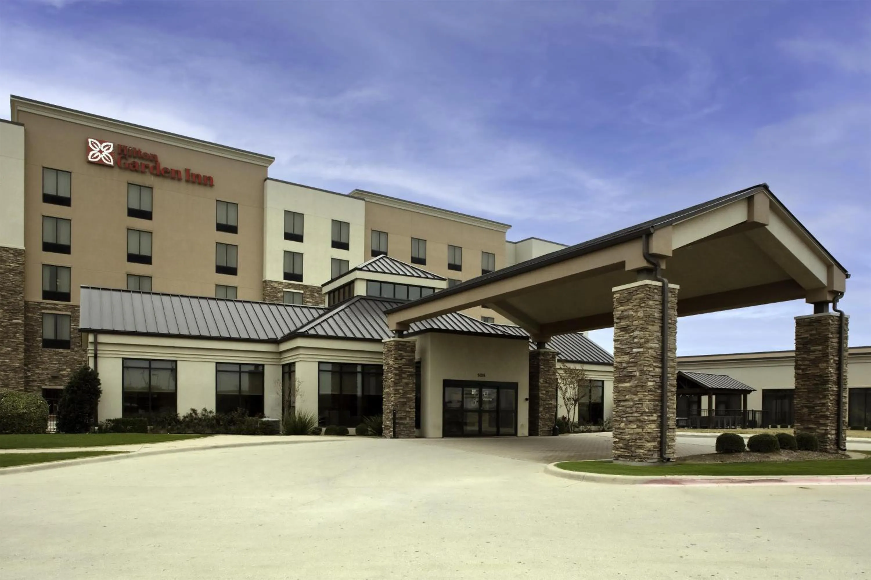 Property building in Hilton Garden Inn Denison/Sherman/At Texoma Event Center