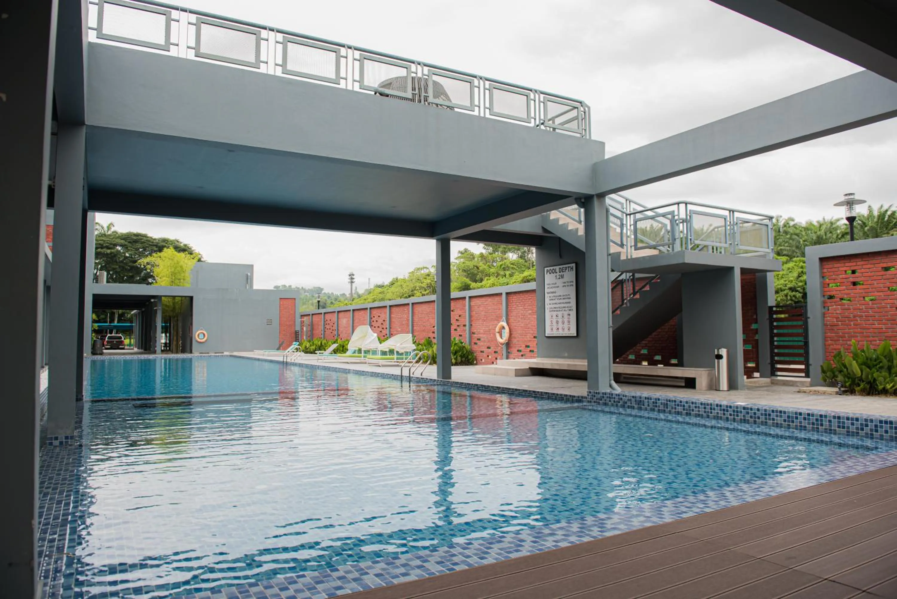 Day in Trival Broadway Hut Homestay Sri Indah, Sandakan