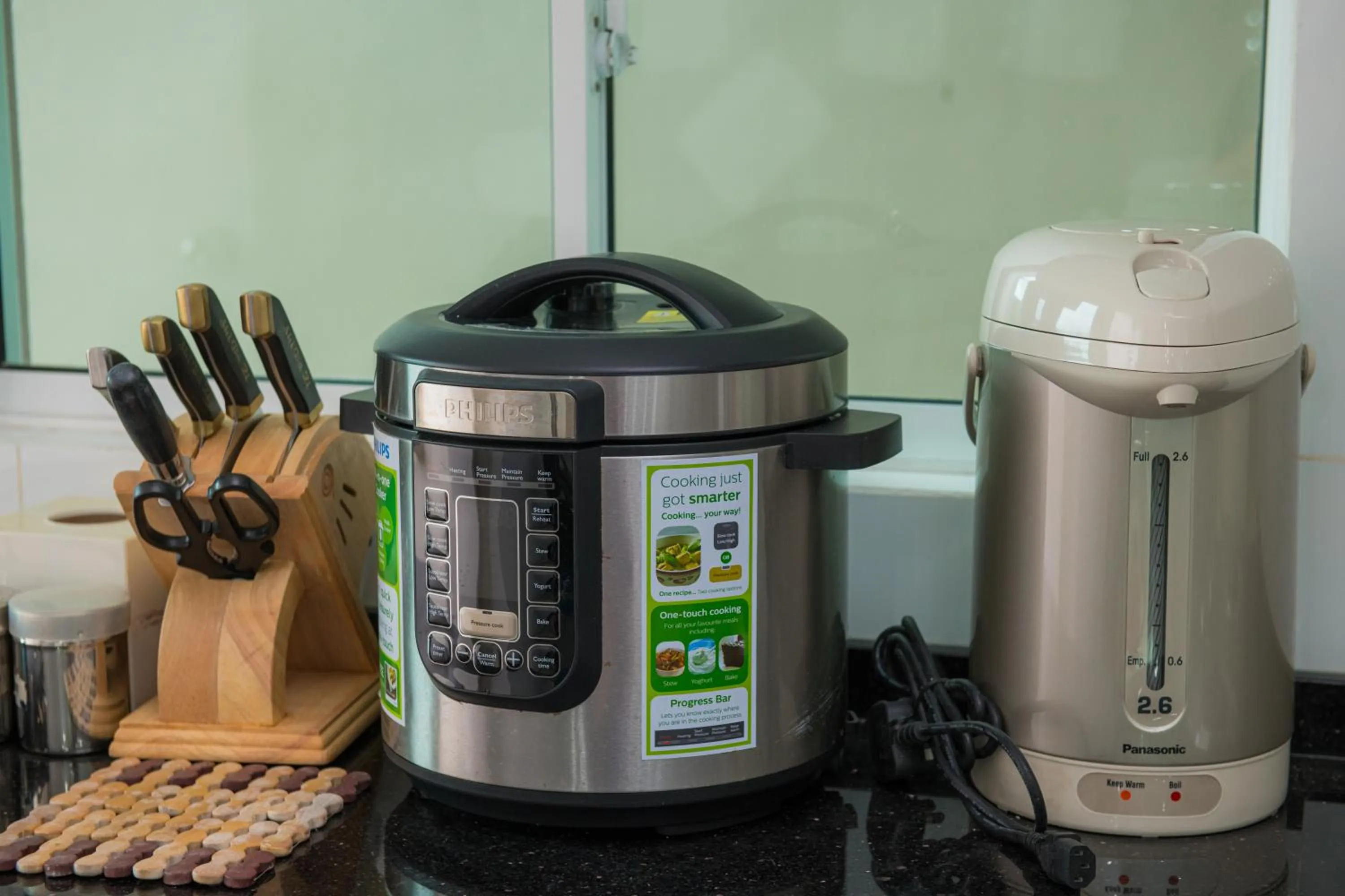 Coffee/tea facilities in Trival Broadway Hut Homestay Sri Indah, Sandakan