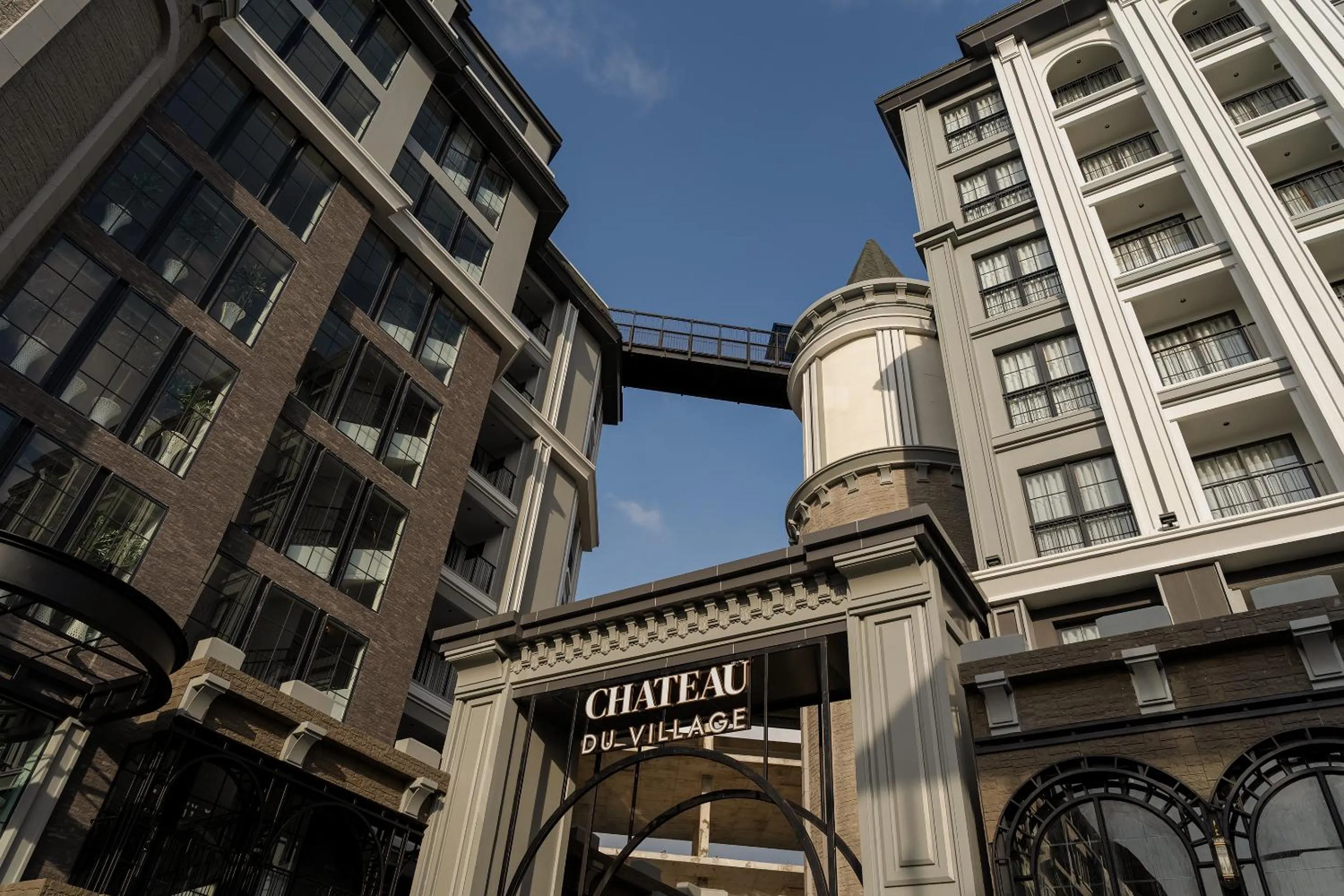 Property building in Chateau Du Village Patong