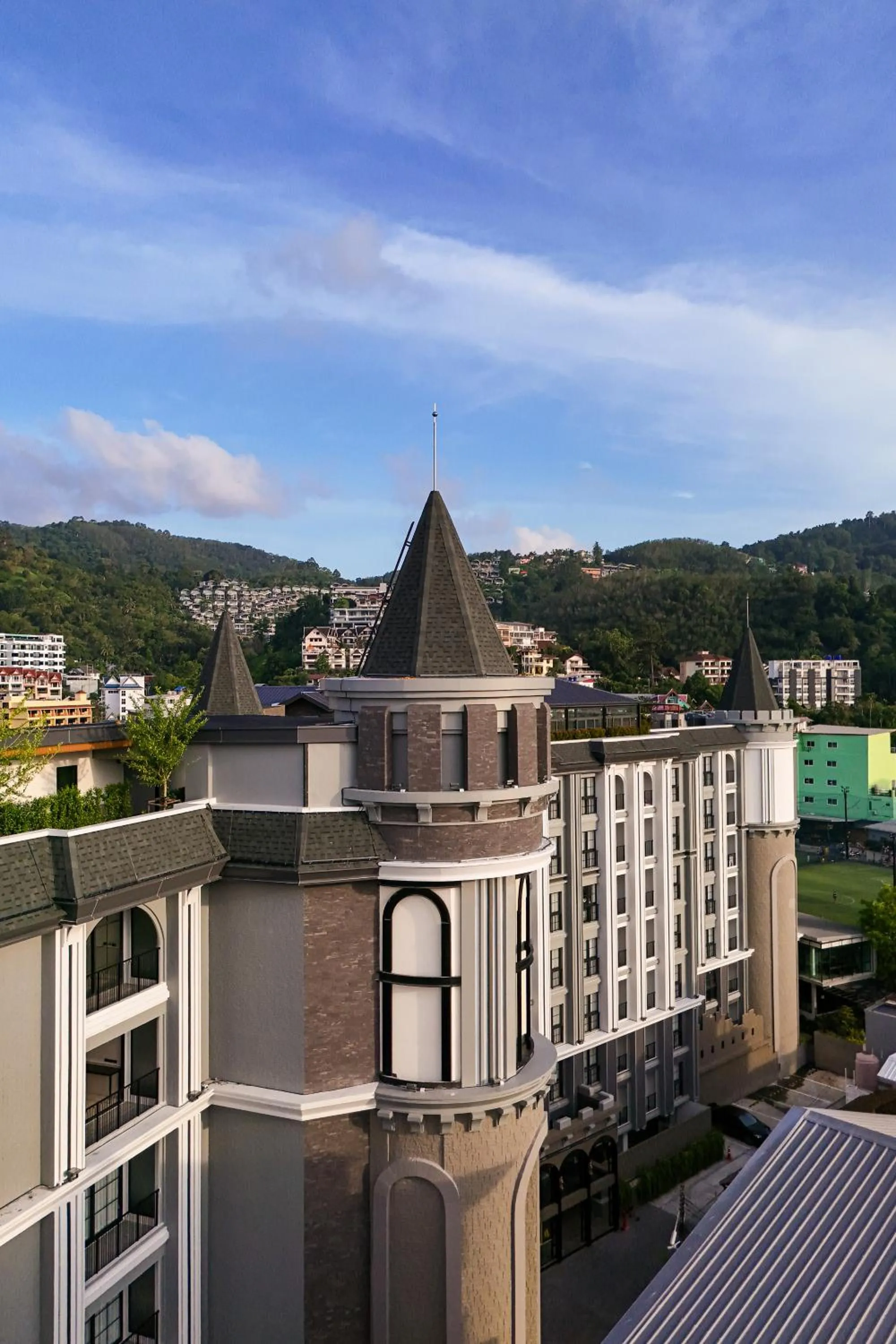 Property building in Chateau Du Village Patong