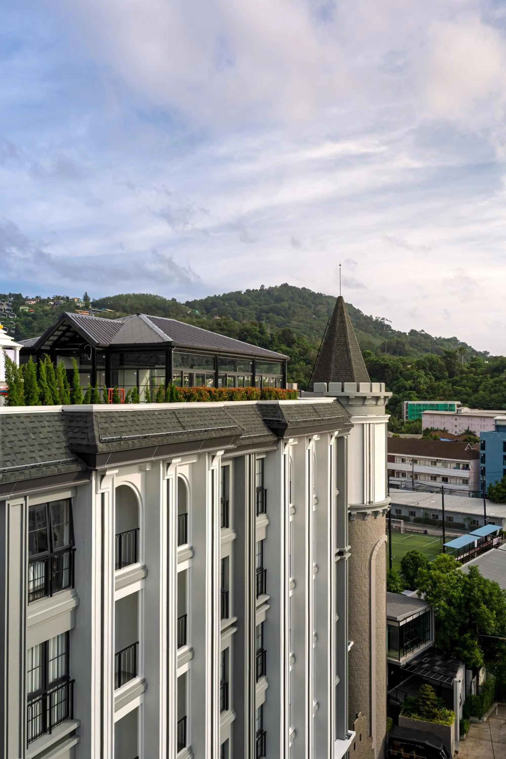 Property building in Chateau Du Village Patong