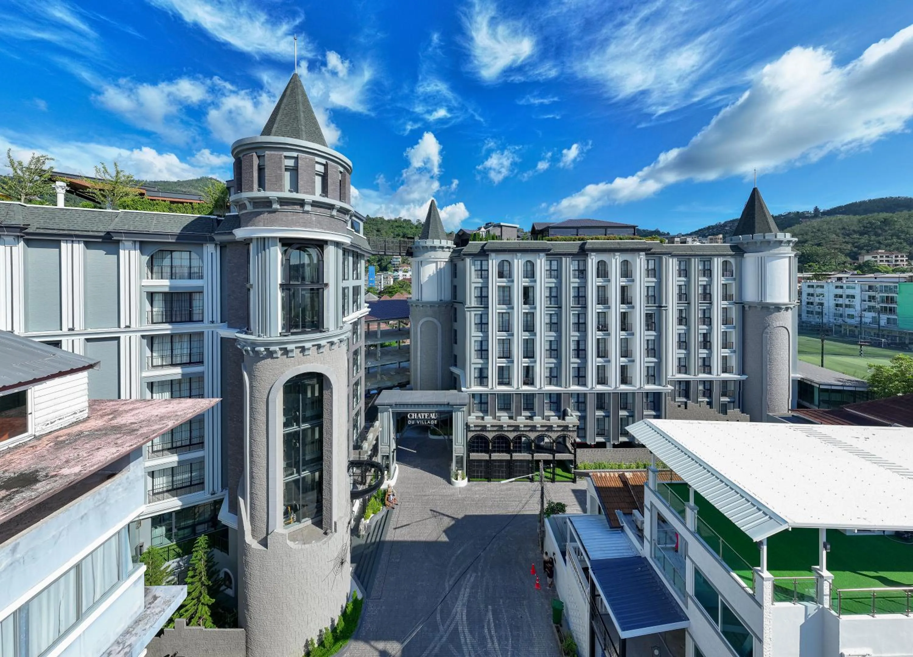 Property building in Chateau Du Village Patong