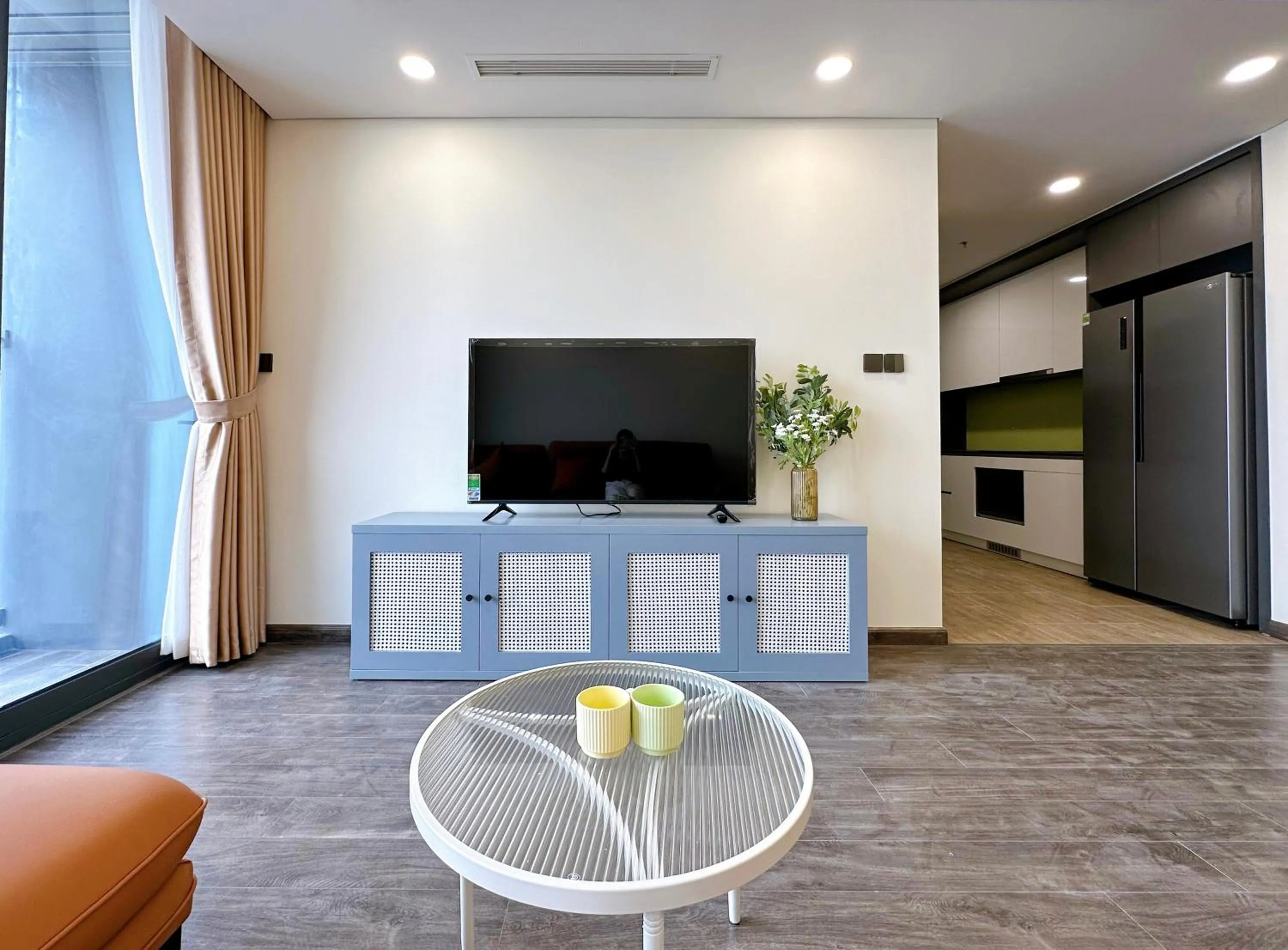 TV and multimedia in Apartments in Han Jardin Building next West Lake