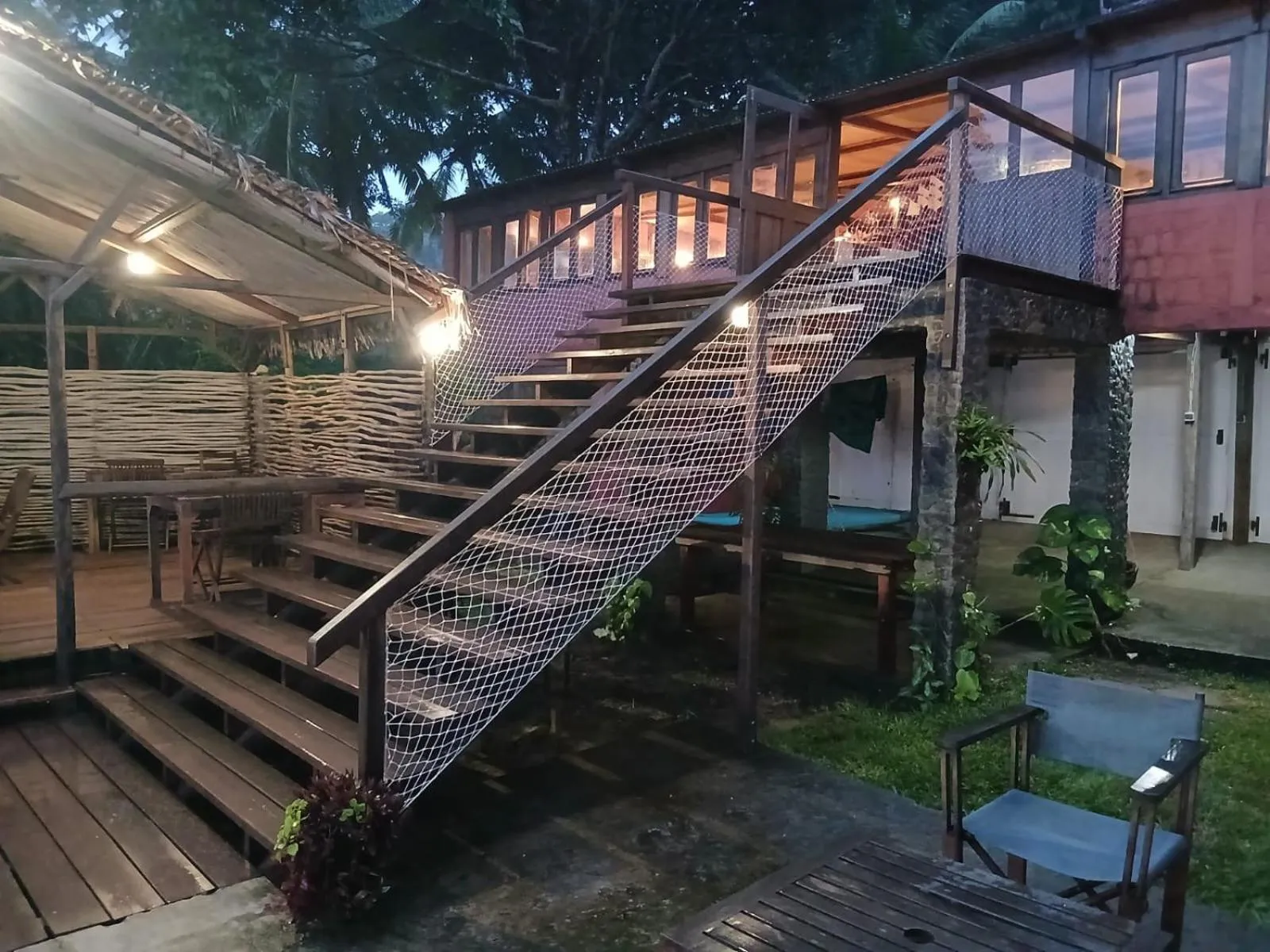 Restaurant/places to eat in Boraha Village Ecolodge