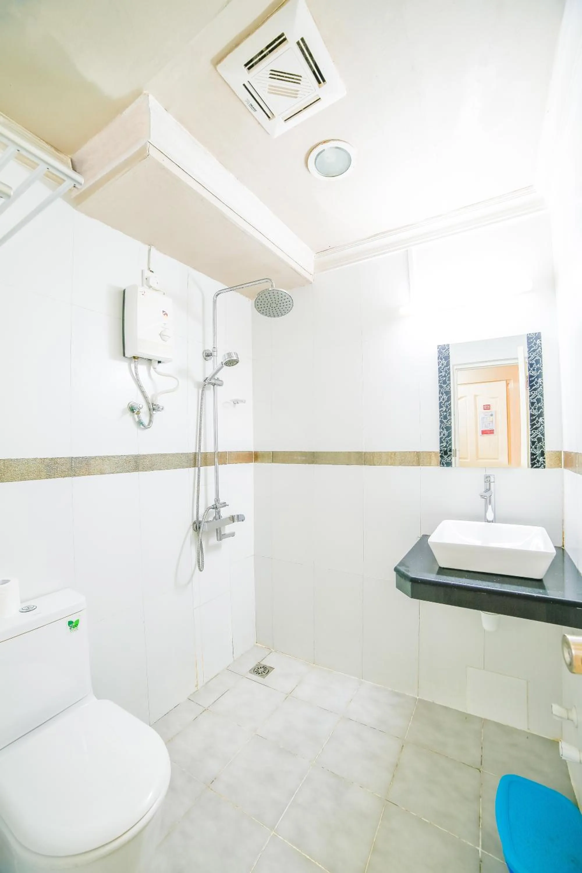 Shower in Beach Grand & Spa Premium