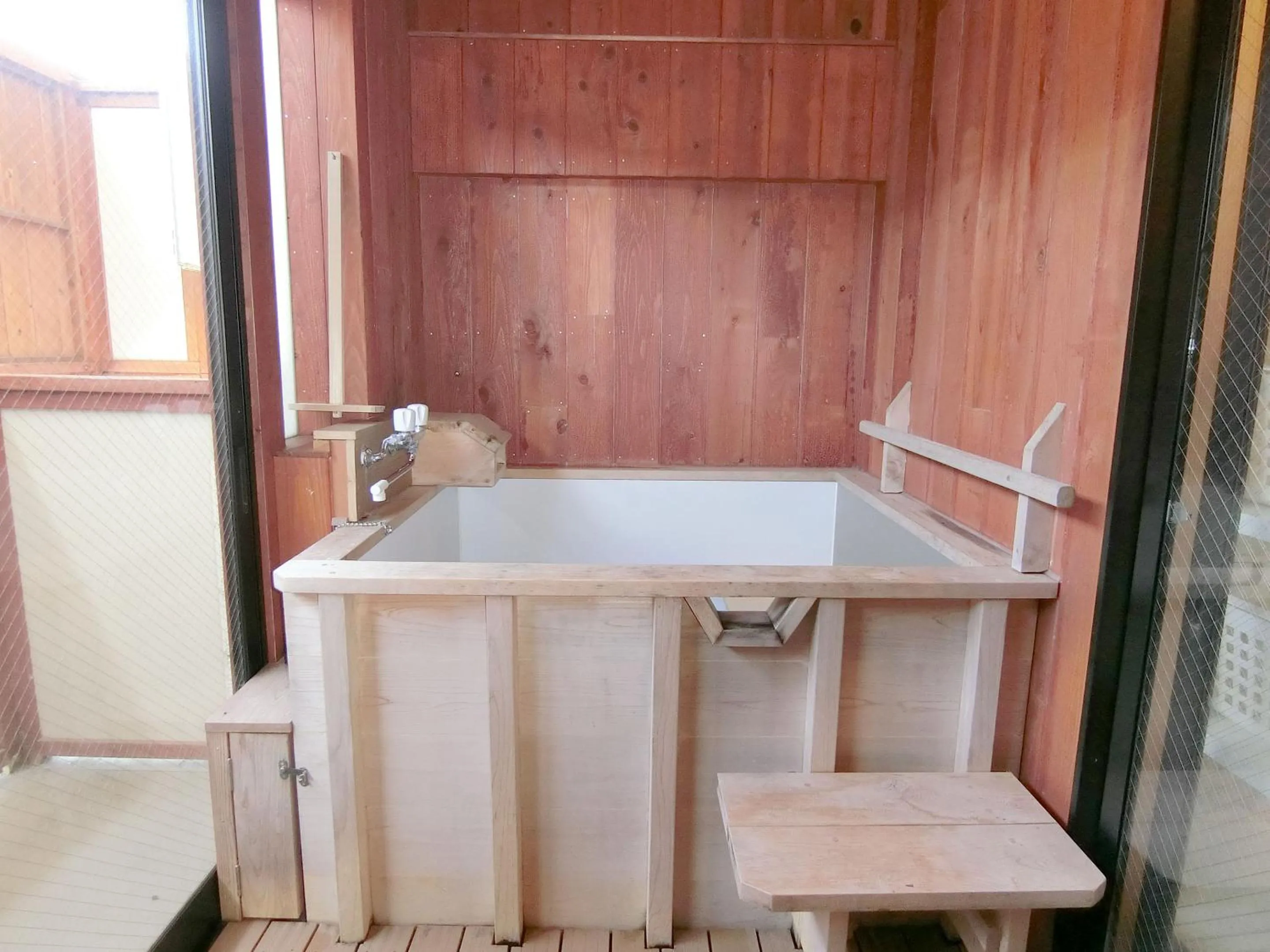 Bathroom in Yurakuan Miyazaki