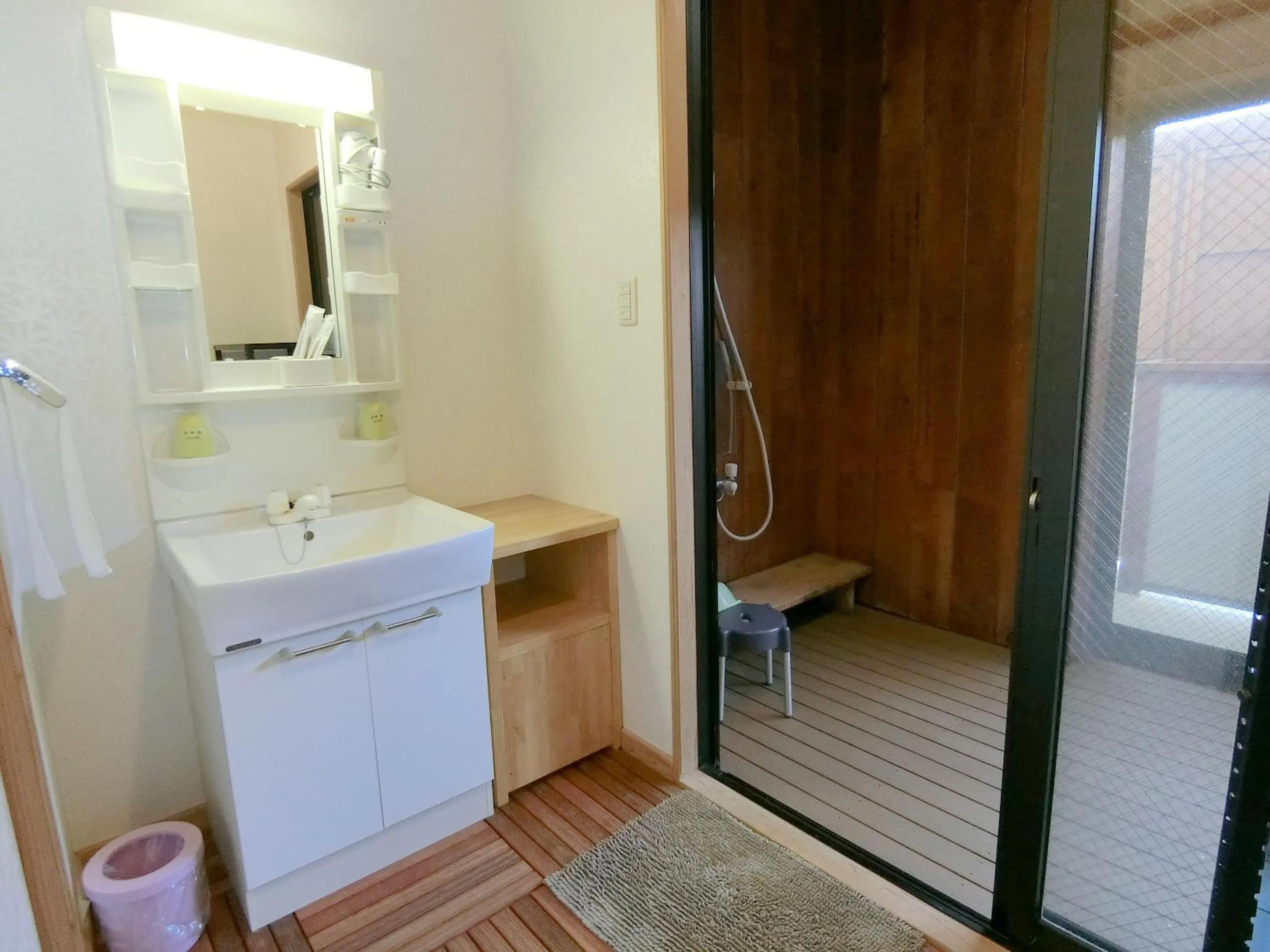 Bathroom in Yurakuan Miyazaki