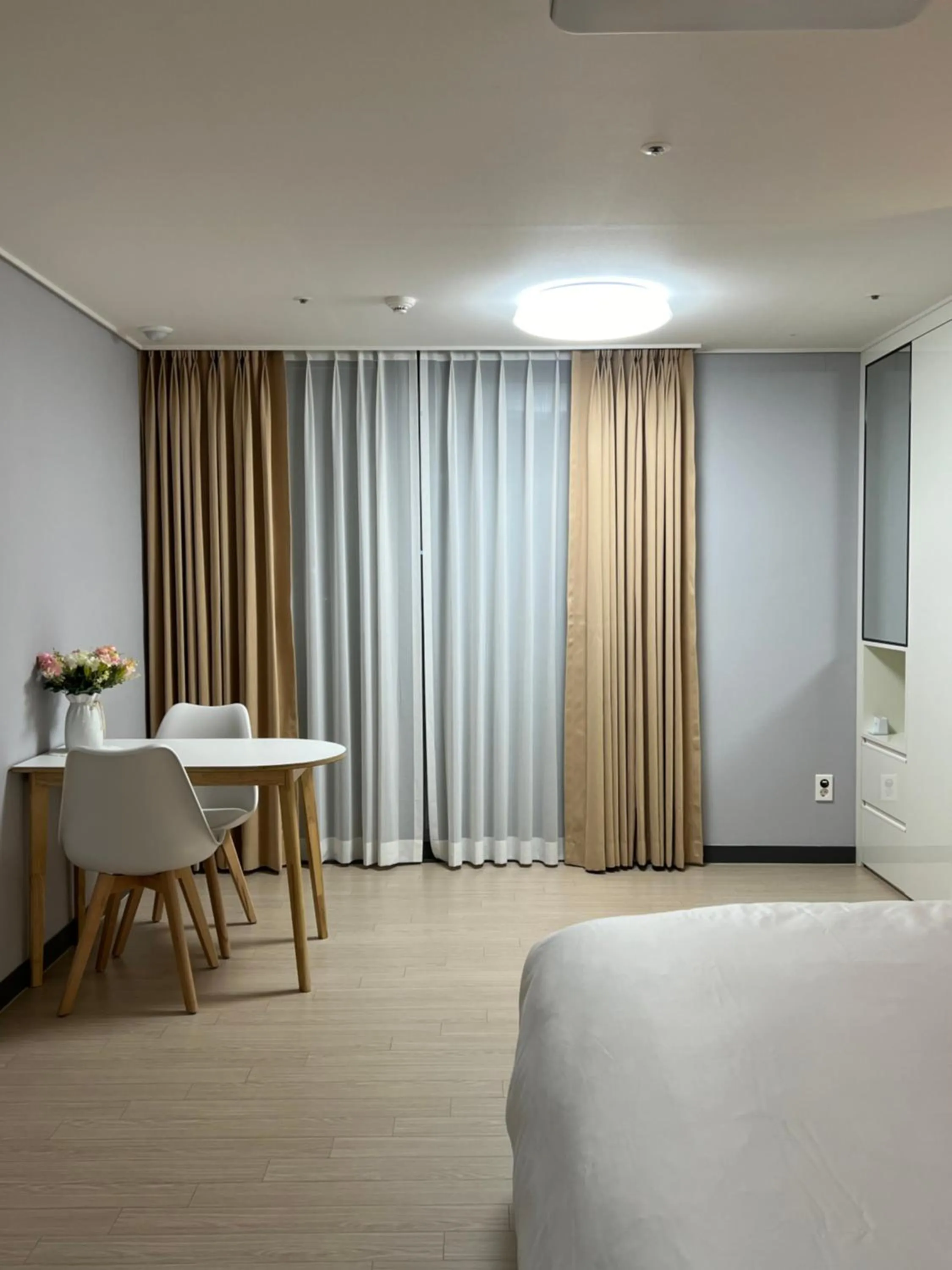 Photo of the whole room, Bed in Hoya stay