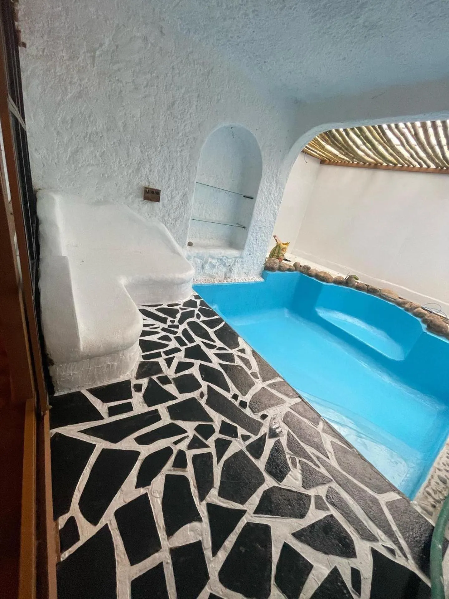 Pool view, Bed in Udaya Resort