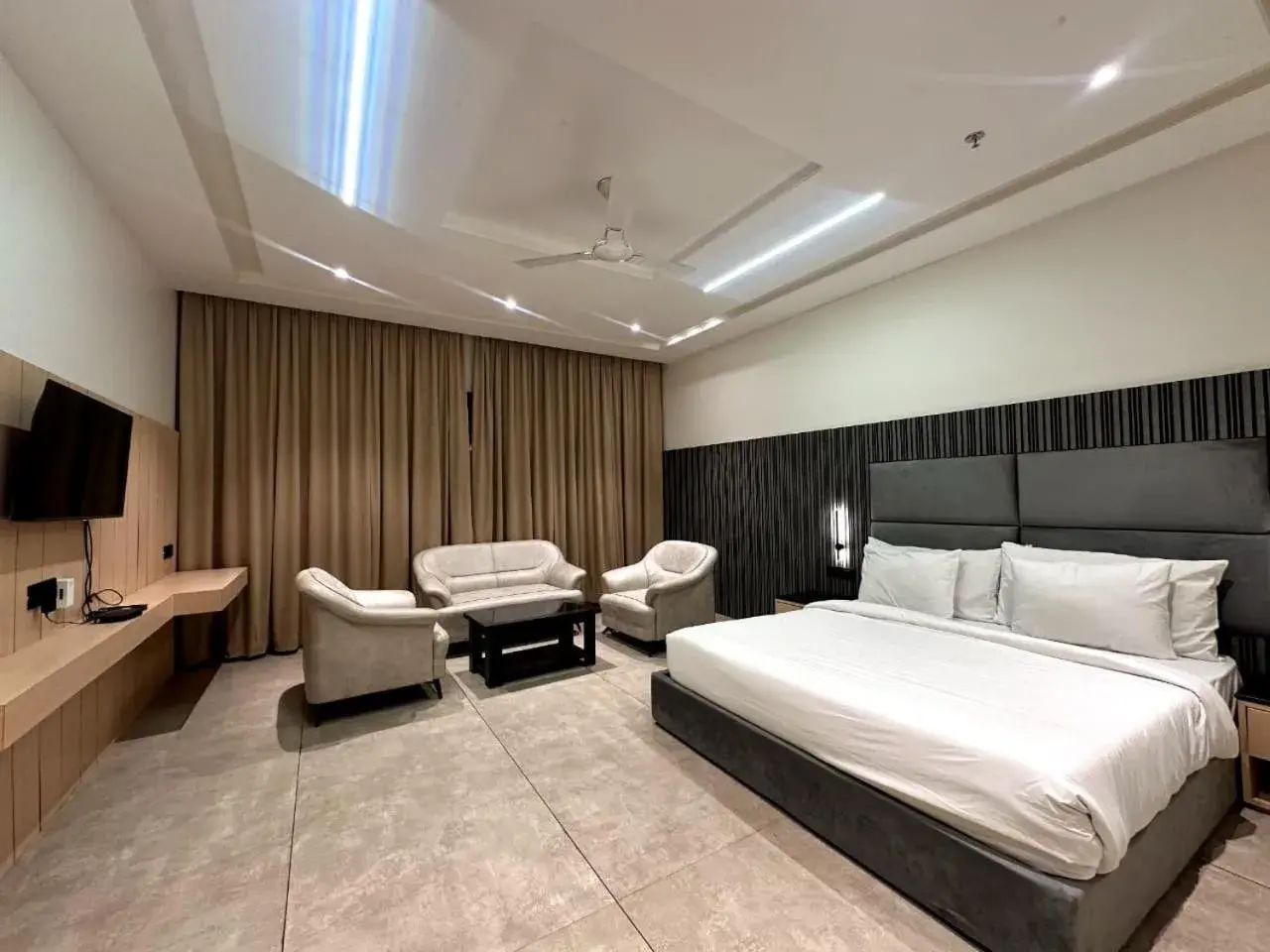 Crown Park Luxury Hotel Crown Park Luxury Hotel