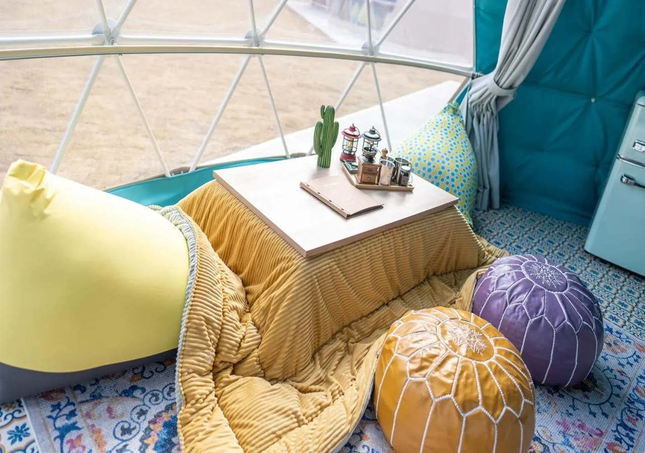 Photo of the whole room in TACO GLAMP