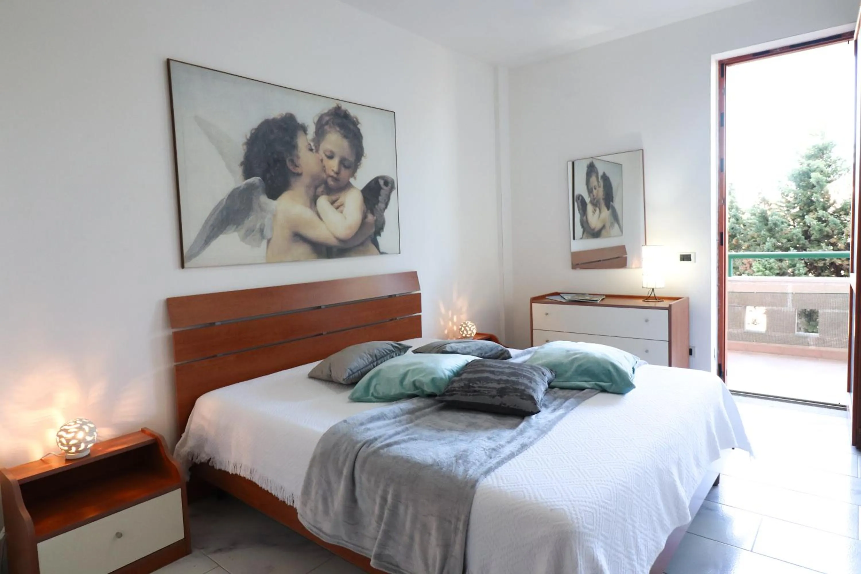 Bed in Casa Zara Ideal Stay for Families and Small Groups