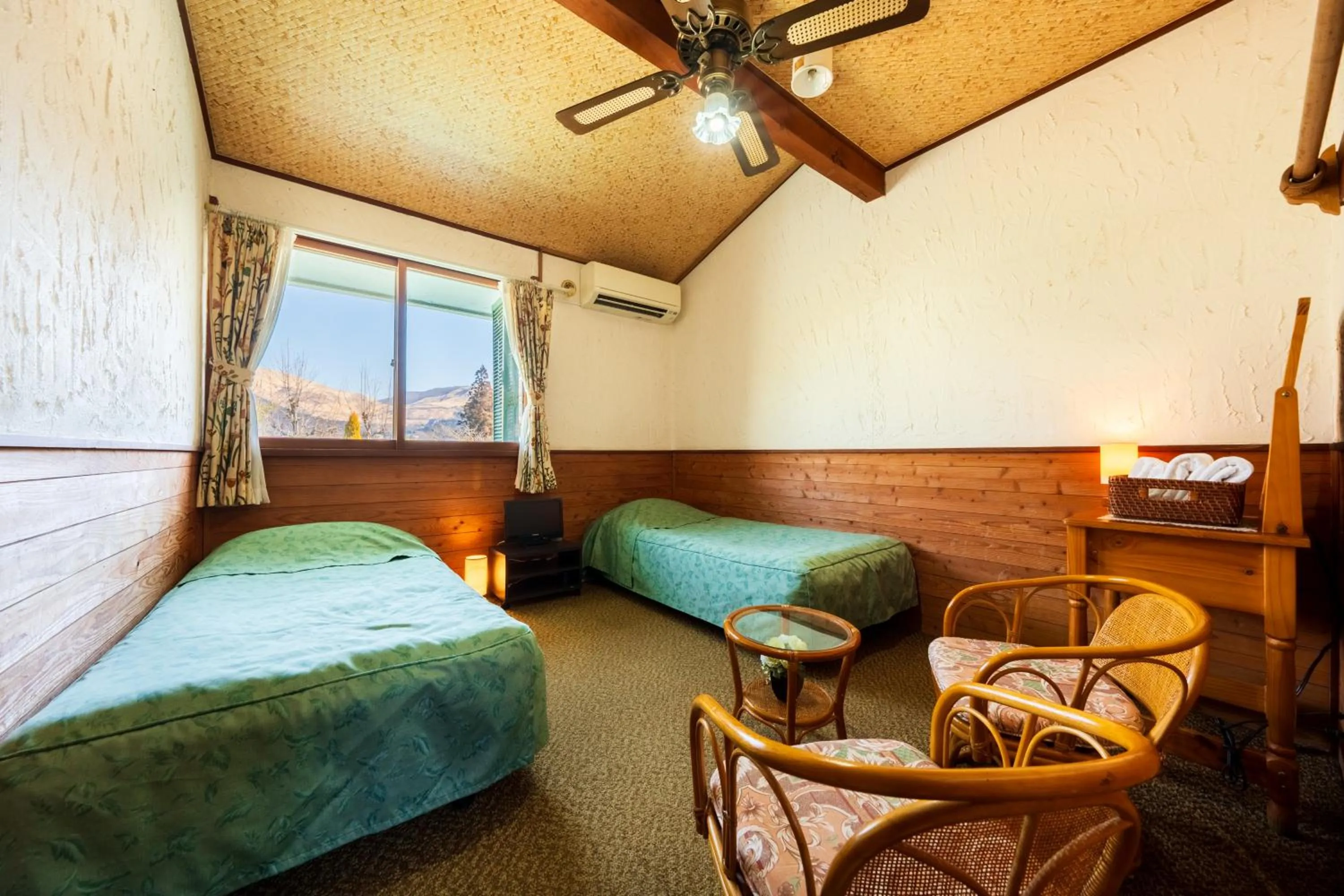 Bedroom, Bed in Pension Yufuin