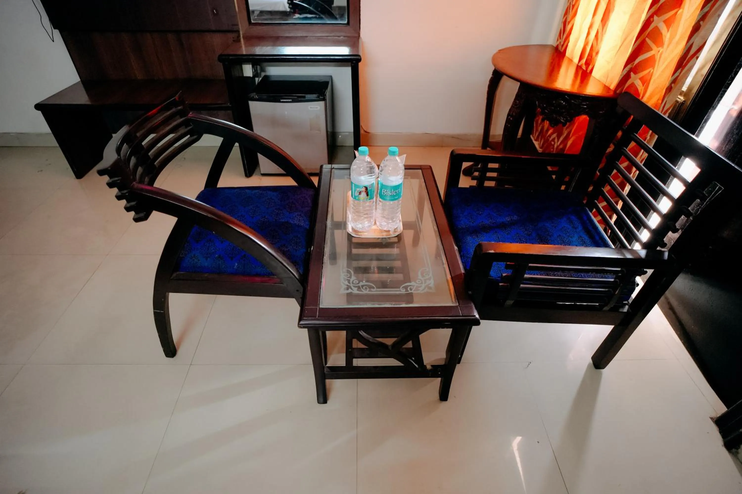 Seating area in Hotel Jinendra Inn