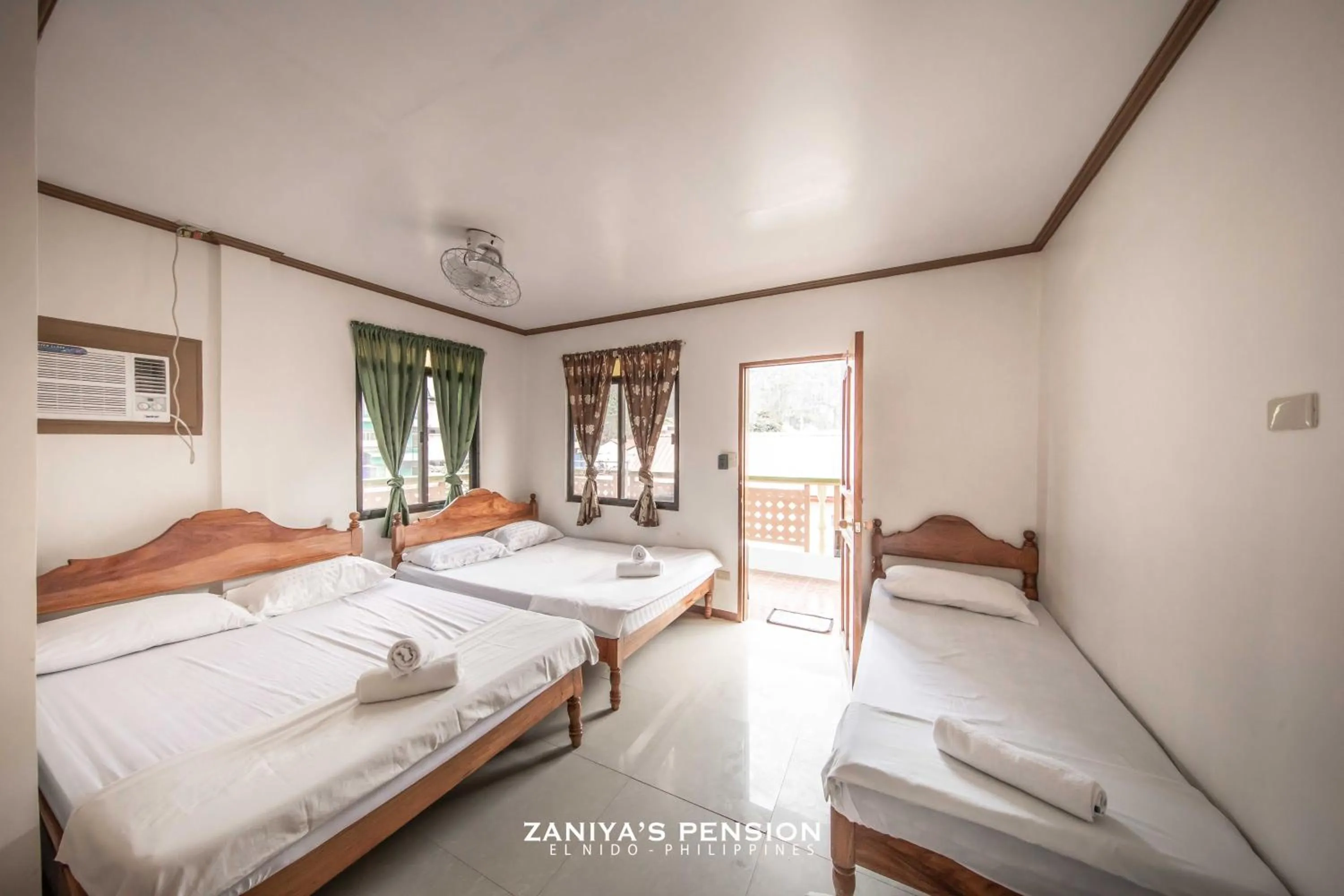 Bed in Zaniya's Pension
