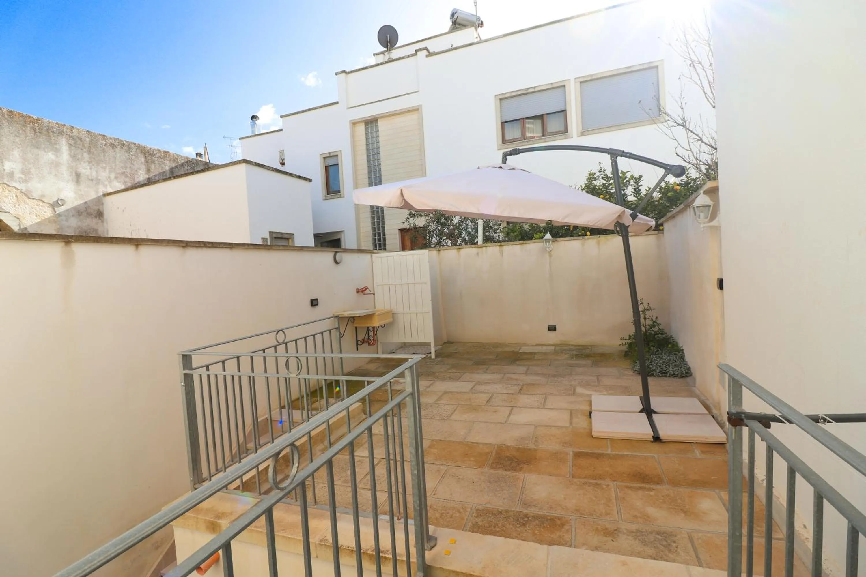 Casa Malika Space, Comfort Mediterranean Charm in the Heart of Otranto