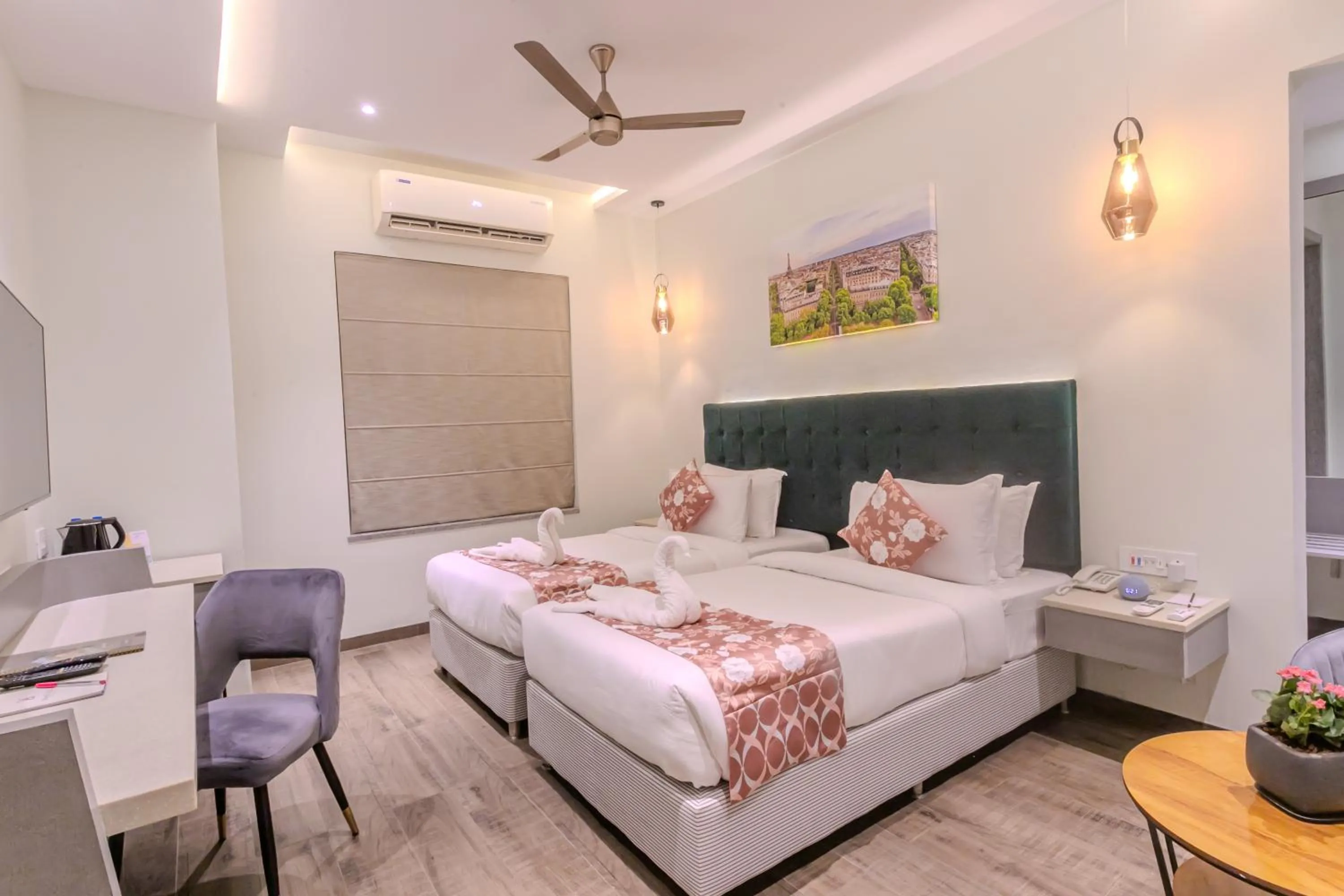 World Inn Hotel