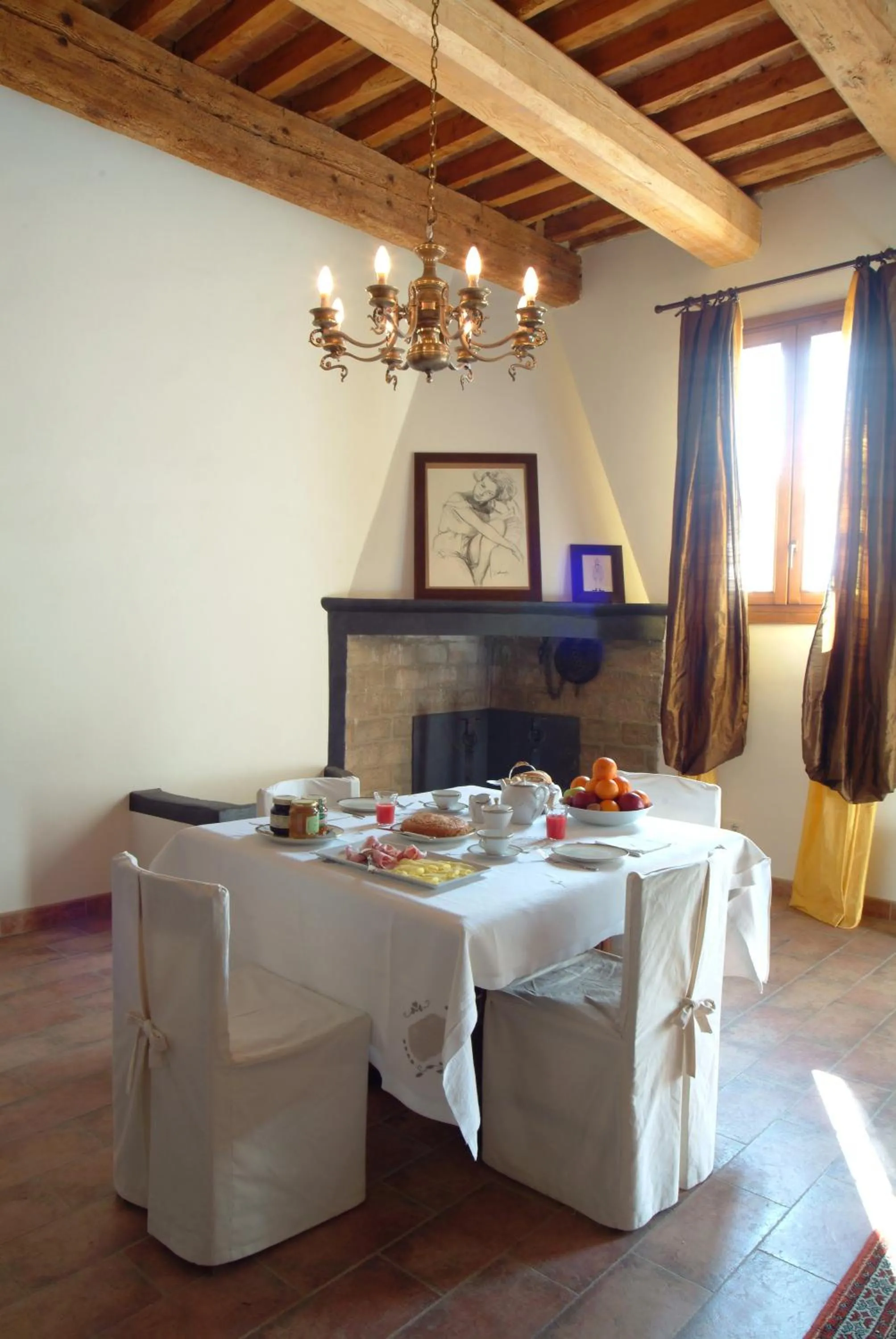 Italian breakfast in Al Podere Santa Cristina