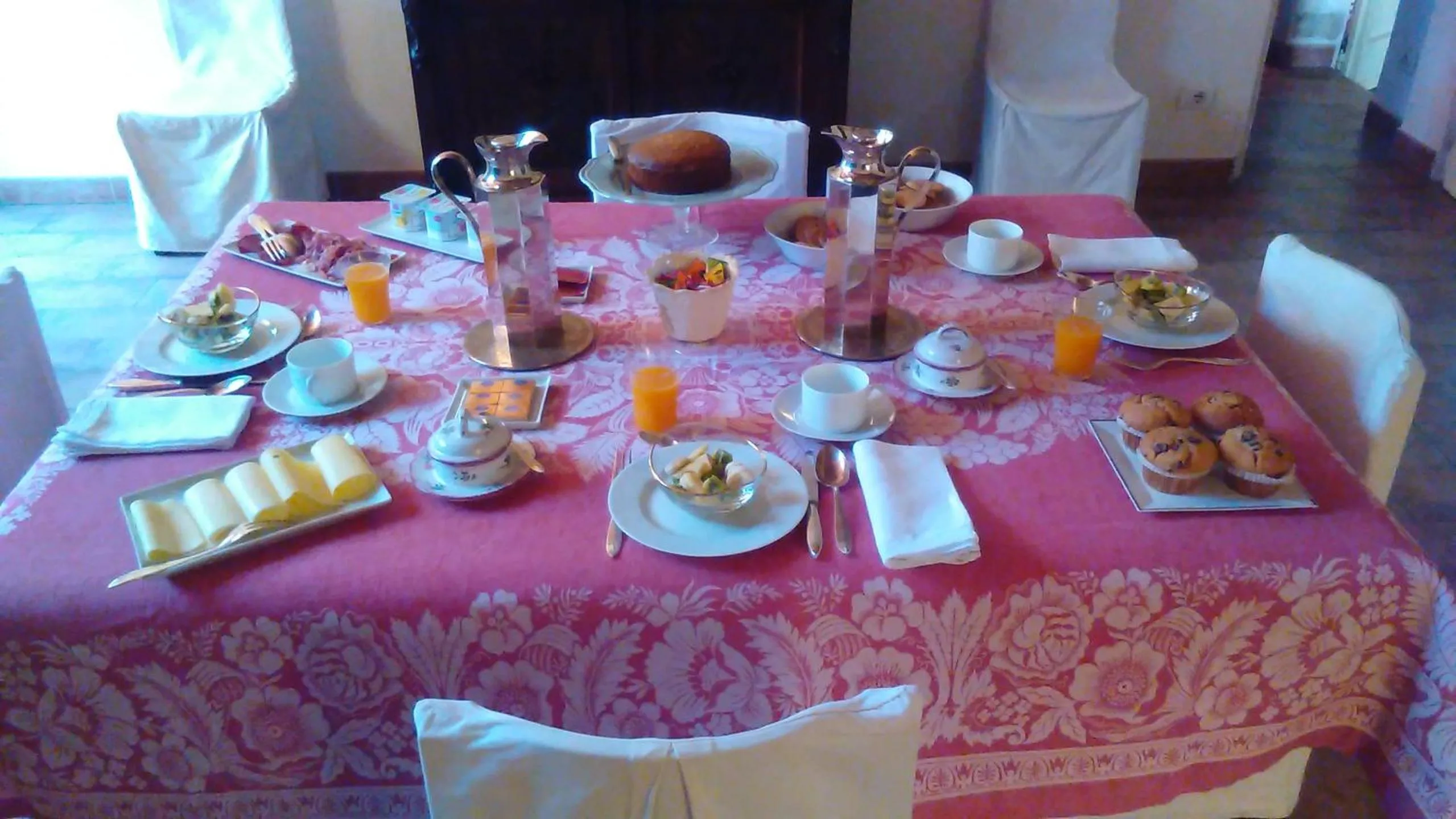 Italian breakfast in Al Podere Santa Cristina