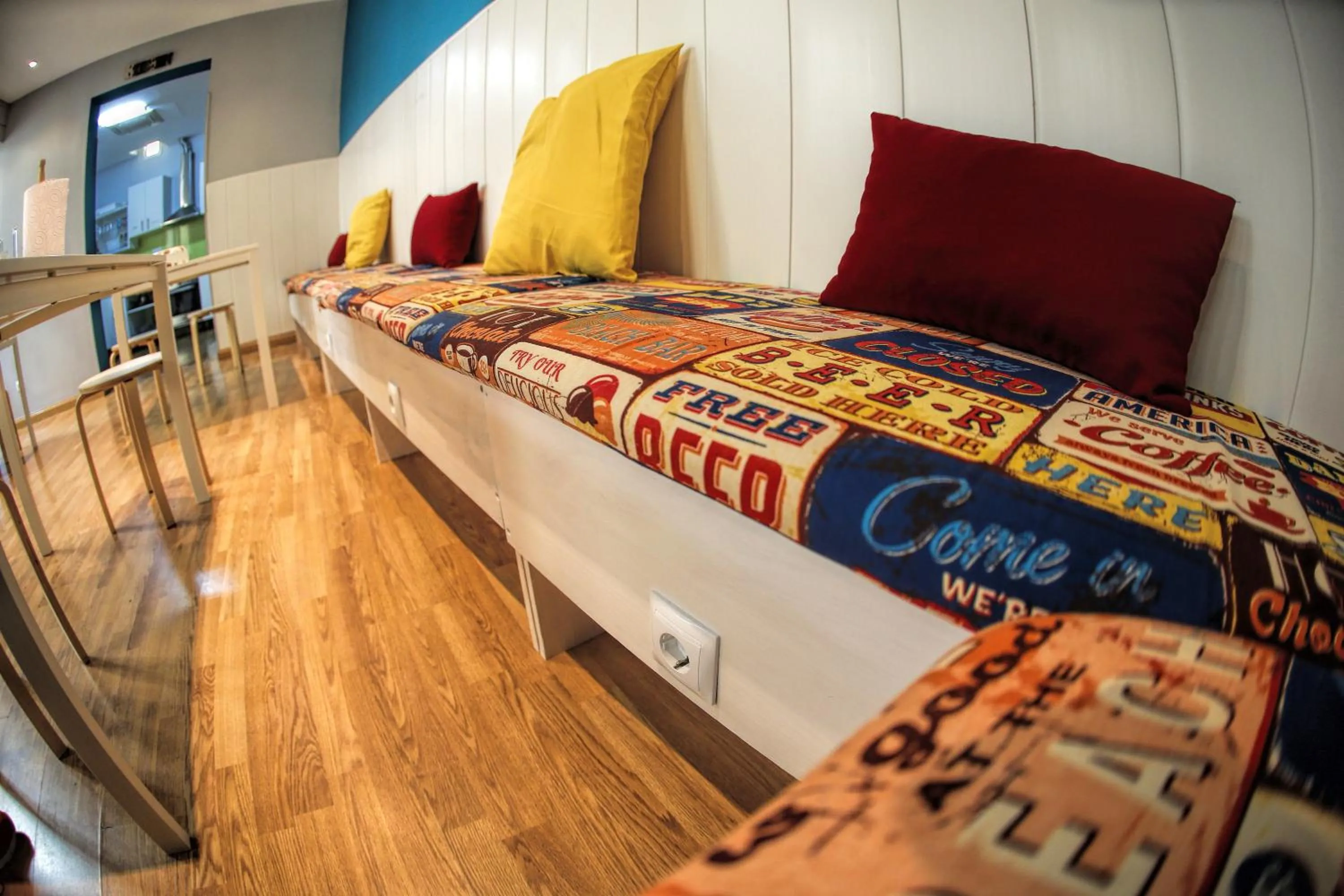 TV and multimedia, Bed in Onefam Sungate