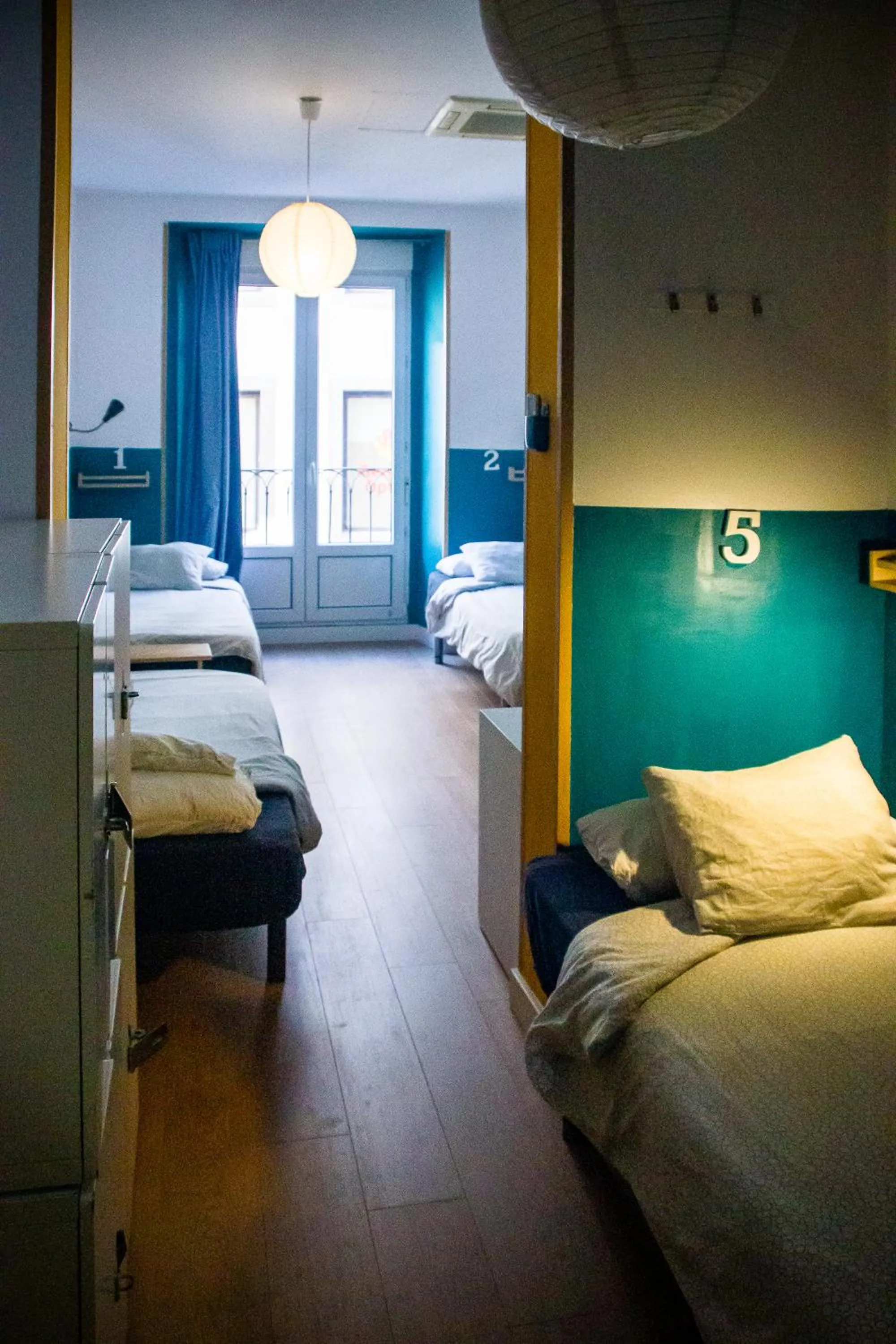 Bedroom, Bed in Onefam Sungate