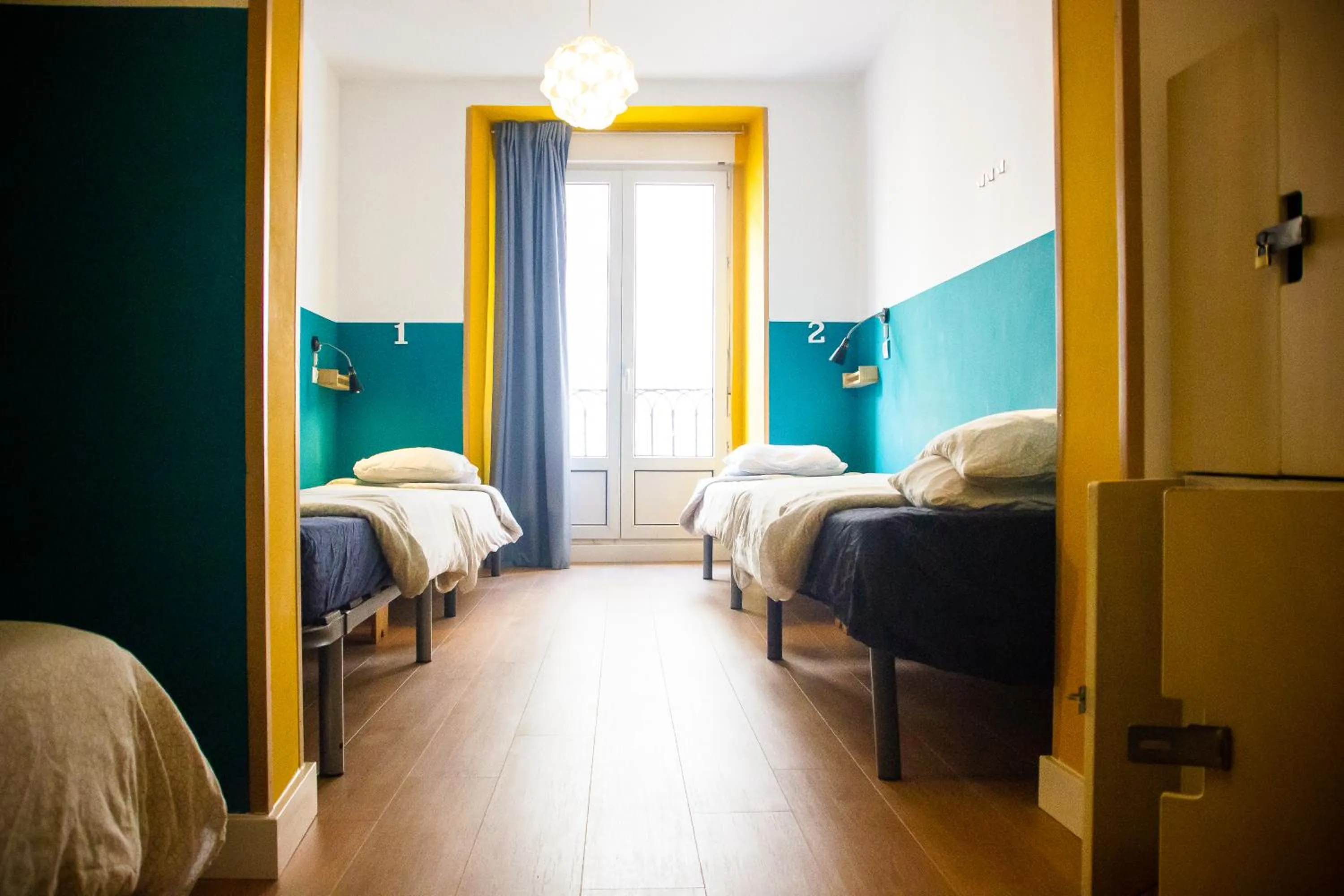 Bedroom, Bed in Onefam Sungate