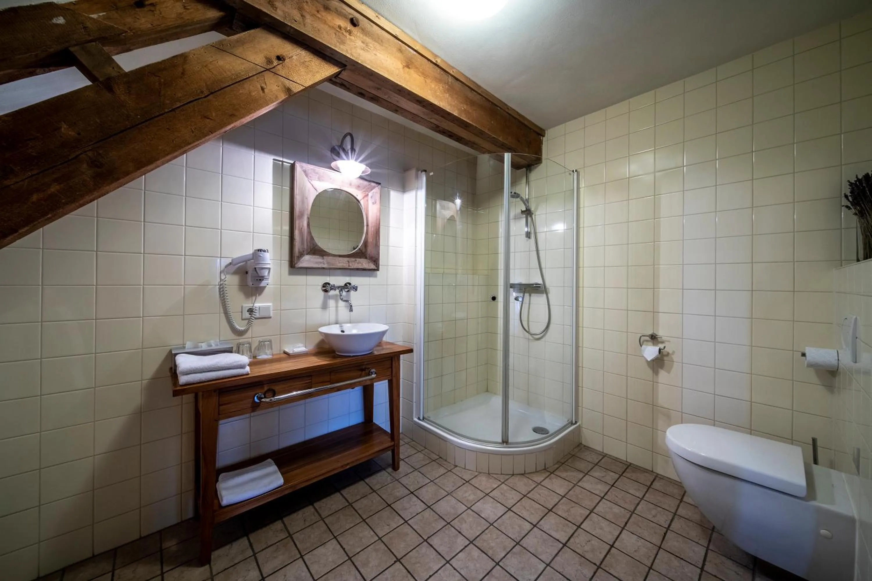 Shower in Herberg de Brabantse Kluis