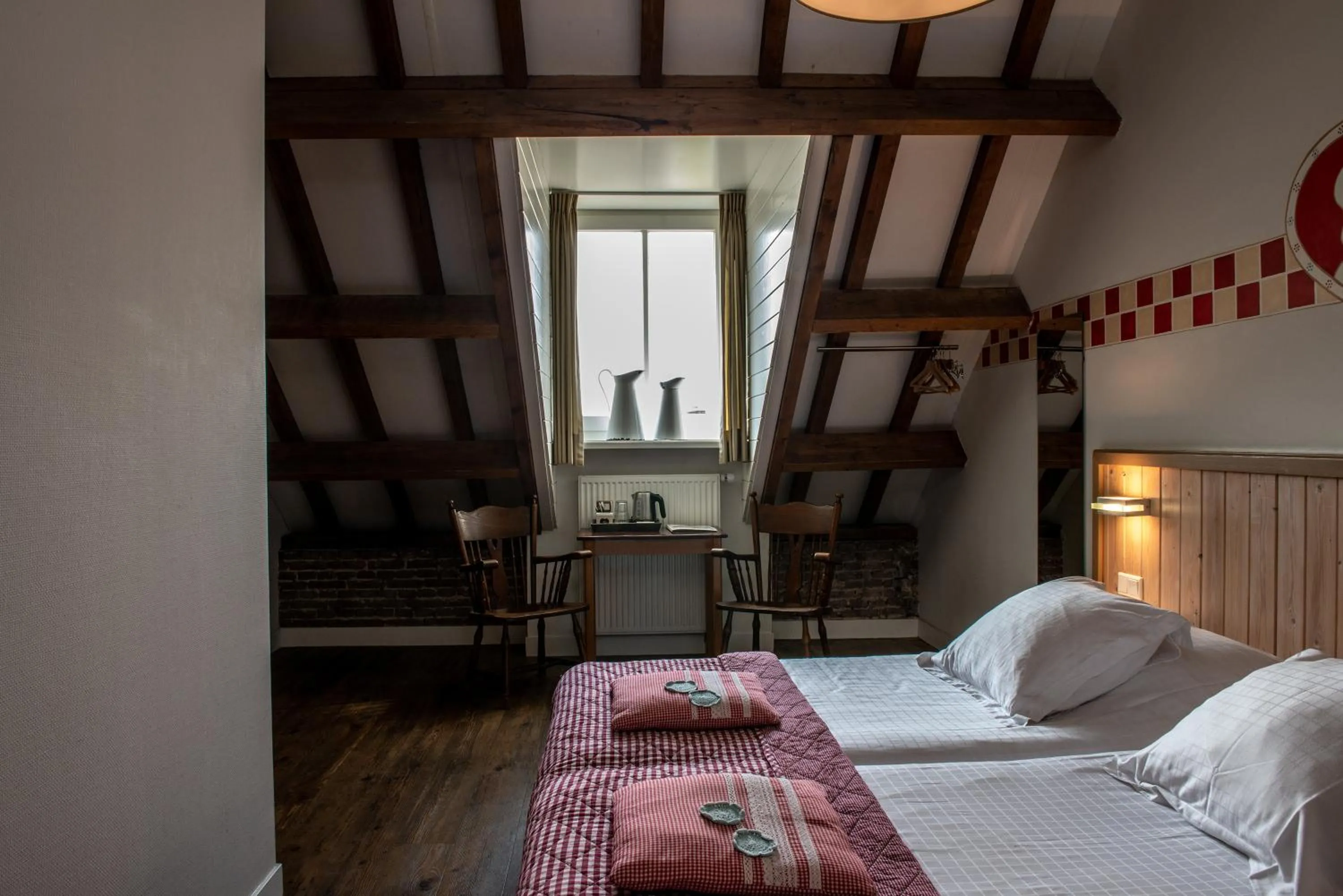 Bed in Herberg de Brabantse Kluis